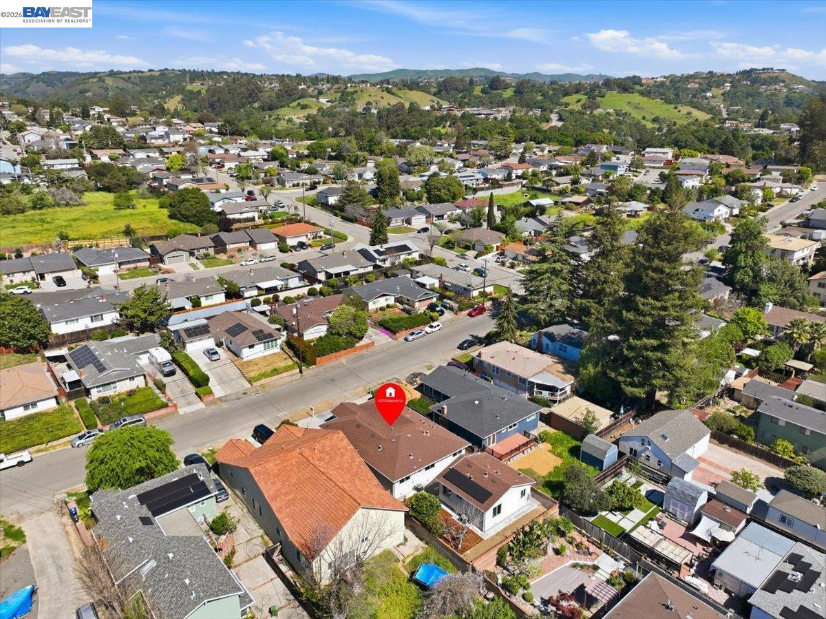 Detail Gallery Image 41 of 46 For 4519 Edwards Ln, Castro Valley,  CA 94546 - 6 Beds | 4/1 Baths