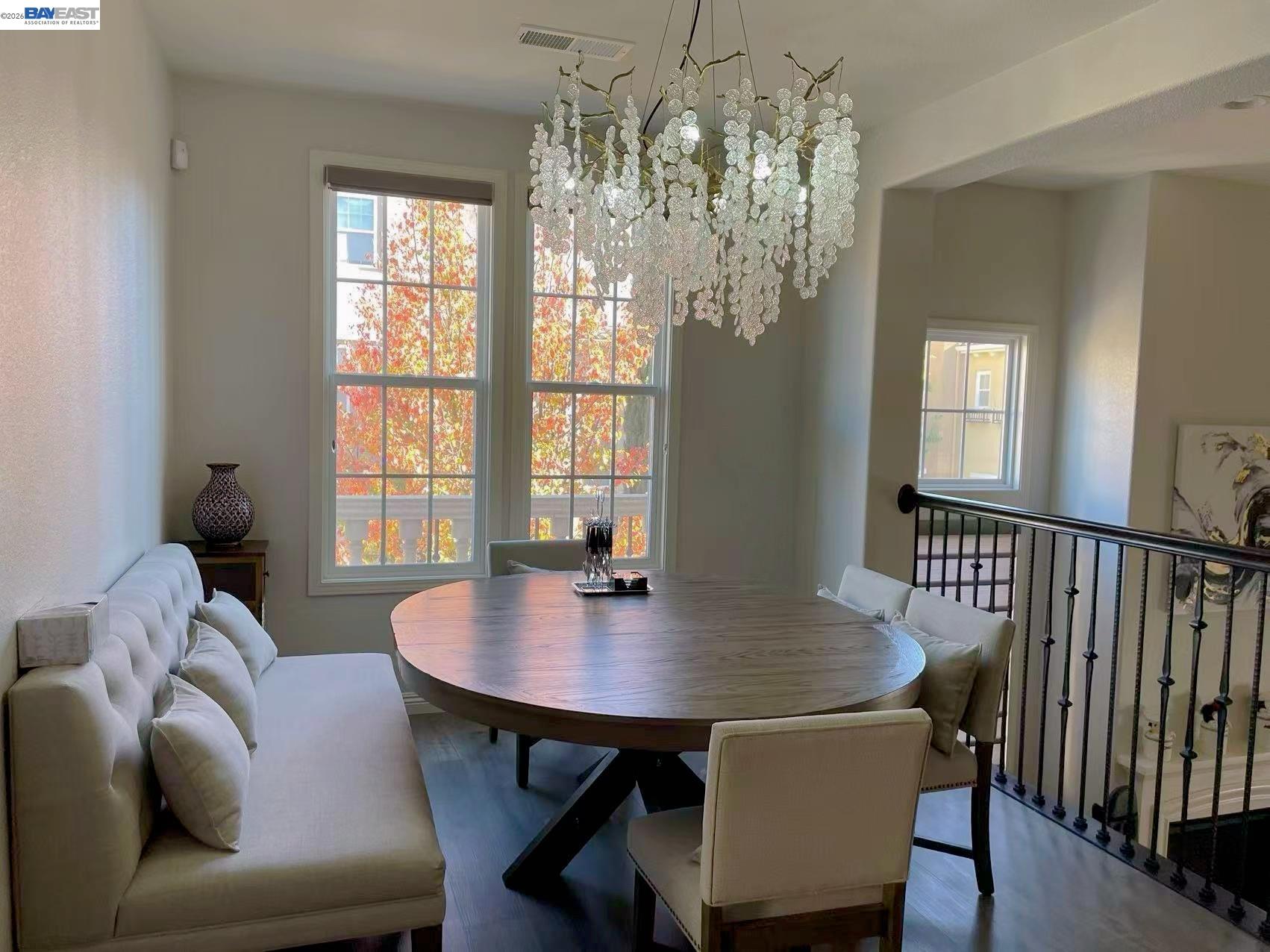 Photo #2: 41127903 Listing: Photo #2