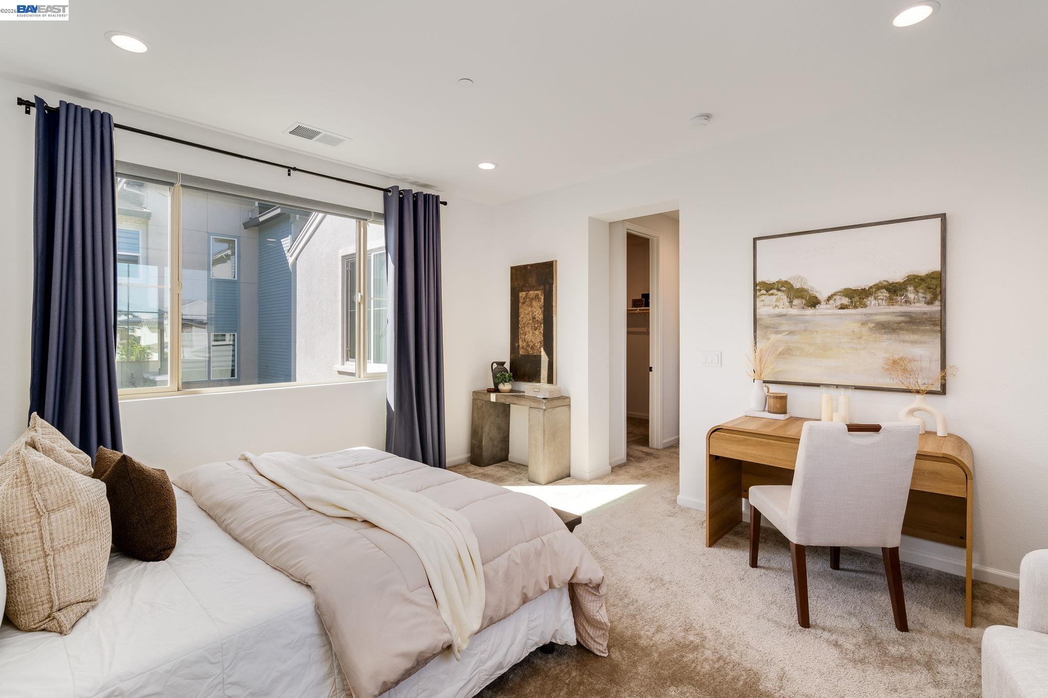 Detail Gallery Image 18 of 54 For 6017 Basaltina Pl, Dublin,  CA 94568 - 5 Beds | 3/1 Baths