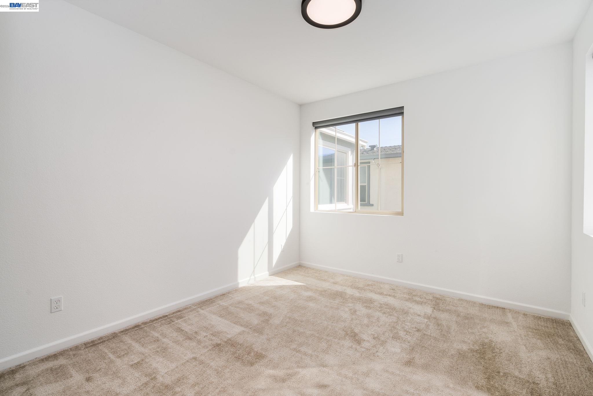 Detail Gallery Image 27 of 54 For 6017 Basaltina Pl, Dublin,  CA 94568 - 5 Beds | 3/1 Baths