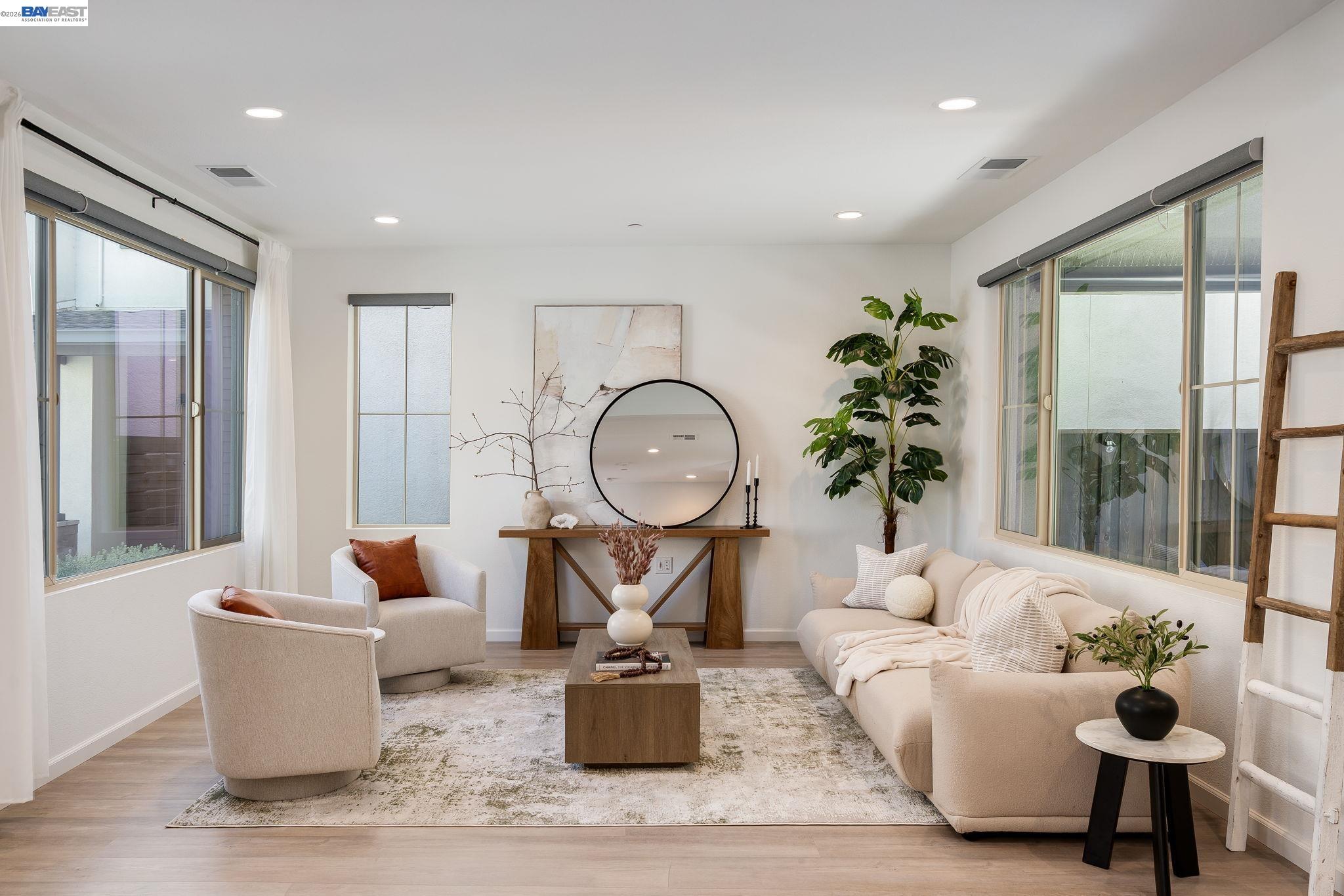 Detail Gallery Image 5 of 54 For 6017 Basaltina Pl, Dublin,  CA 94568 - 5 Beds | 3/1 Baths