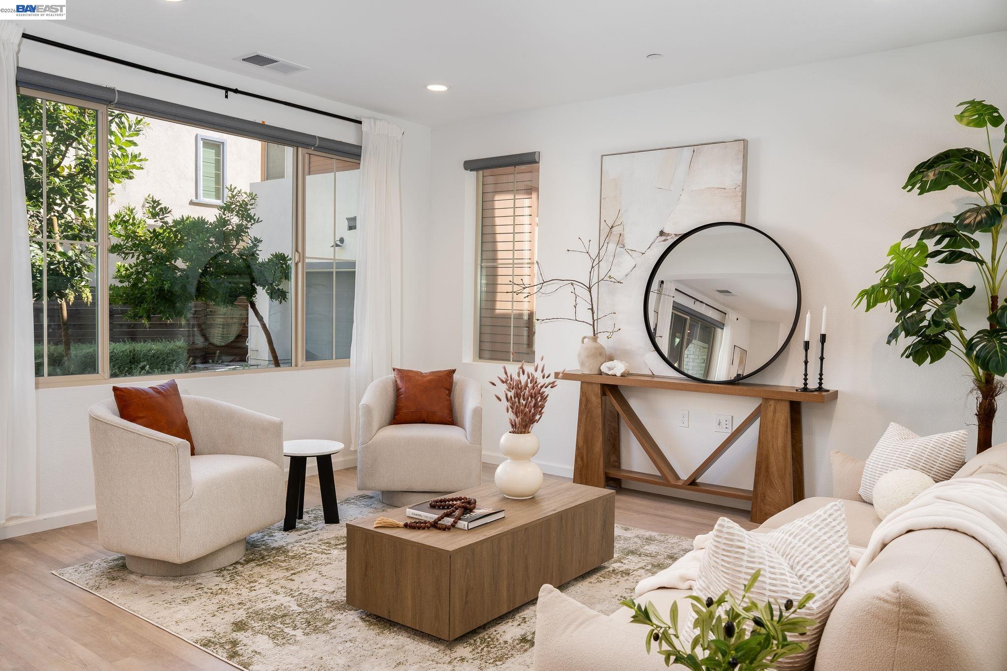 Detail Gallery Image 7 of 54 For 6017 Basaltina Pl, Dublin,  CA 94568 - 5 Beds | 3/1 Baths