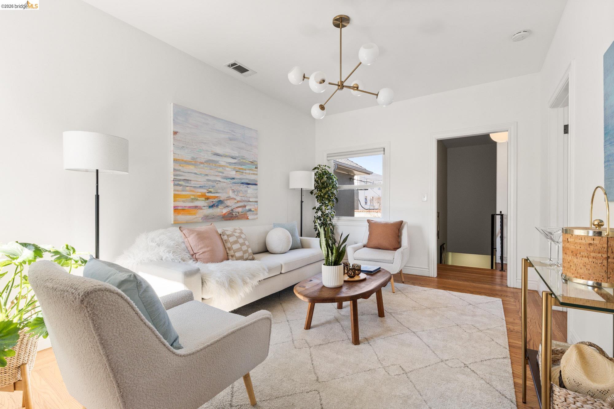 Photo #6: 41127905 Listing: Photo #6