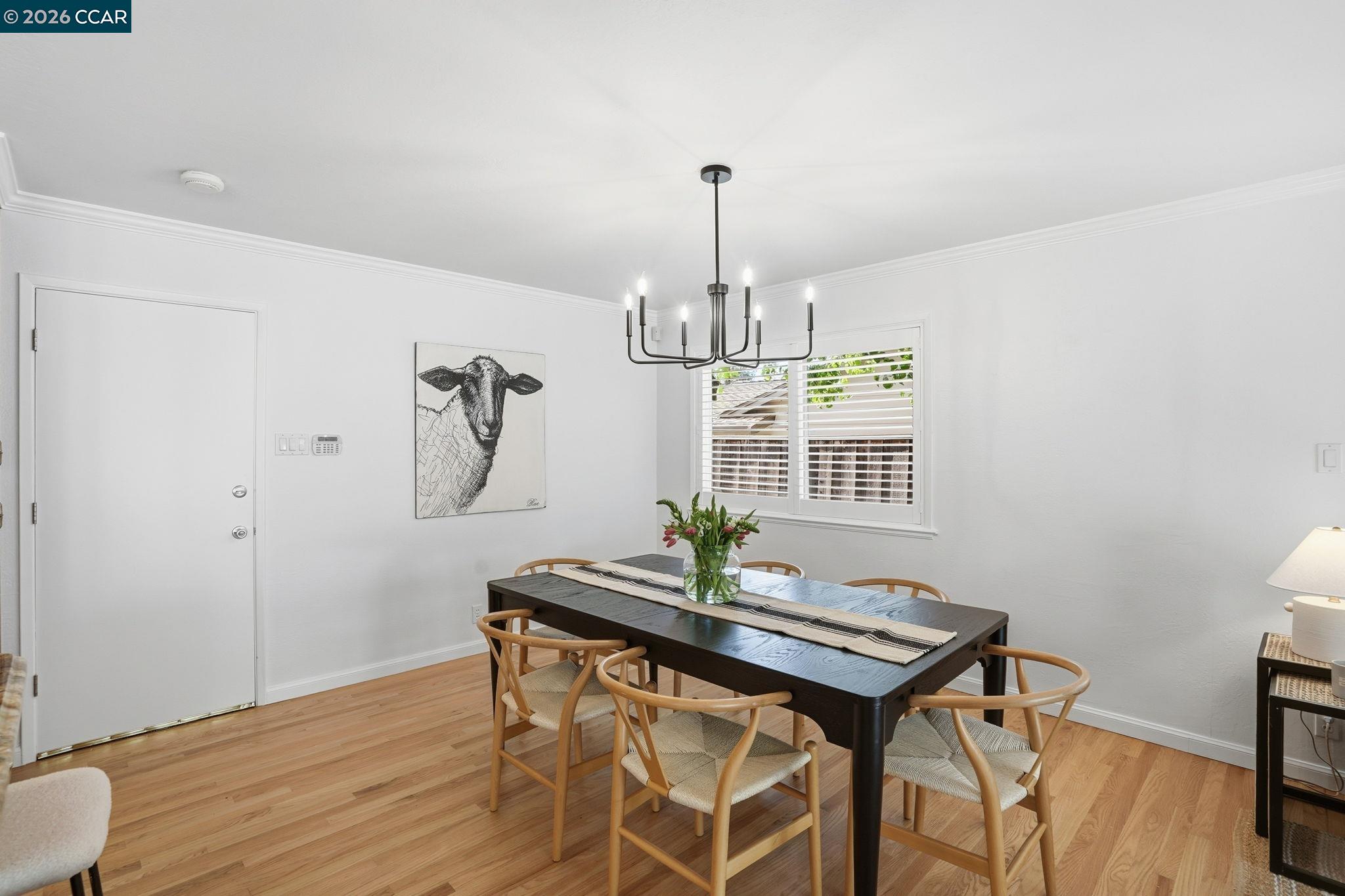 Detail Gallery Image 15 of 42 For 27 Whitehall Dr, Orinda,  CA 94563 - 4 Beds | 3 Baths