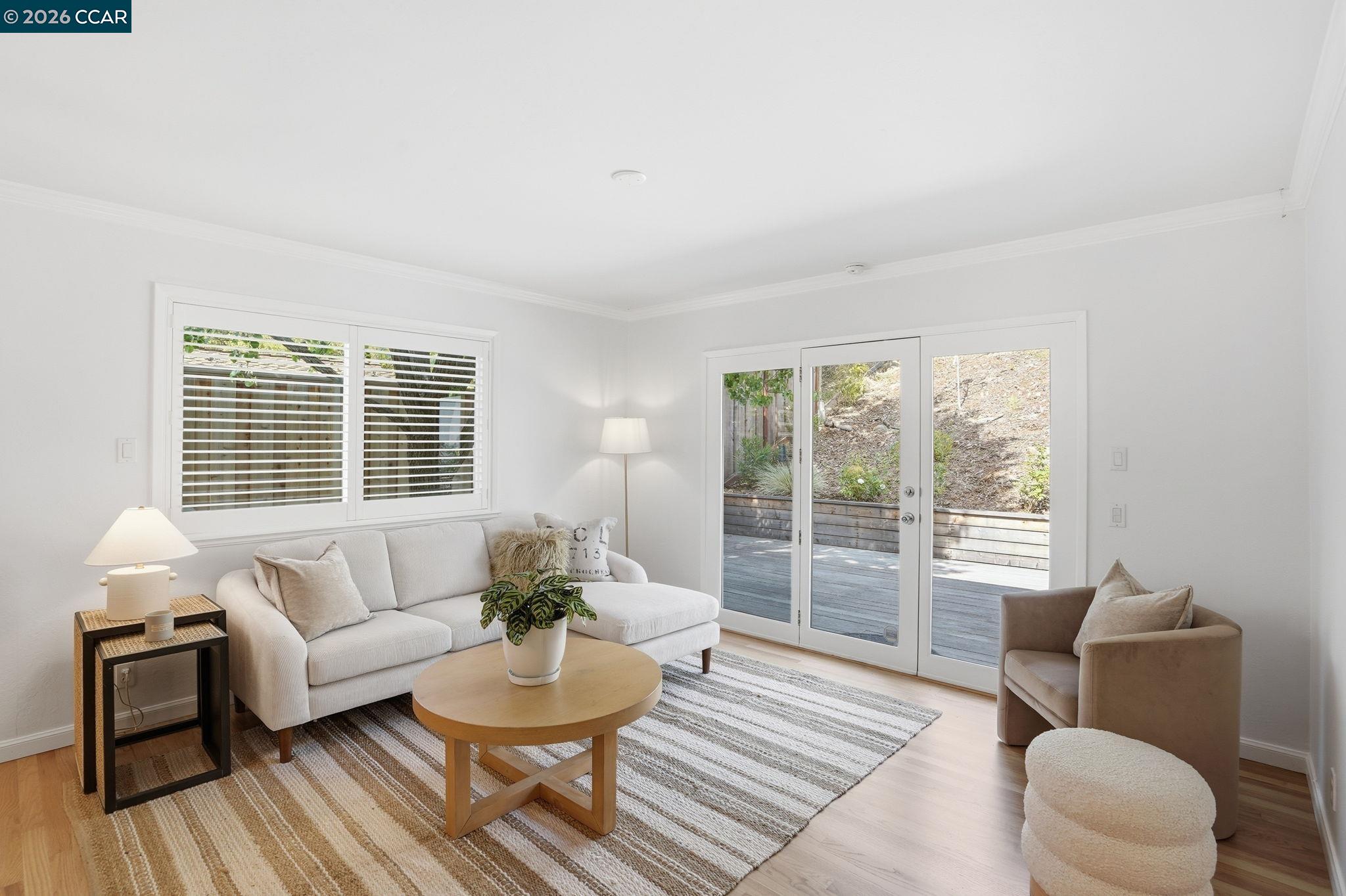 Detail Gallery Image 17 of 42 For 27 Whitehall Dr, Orinda,  CA 94563 - 4 Beds | 3 Baths