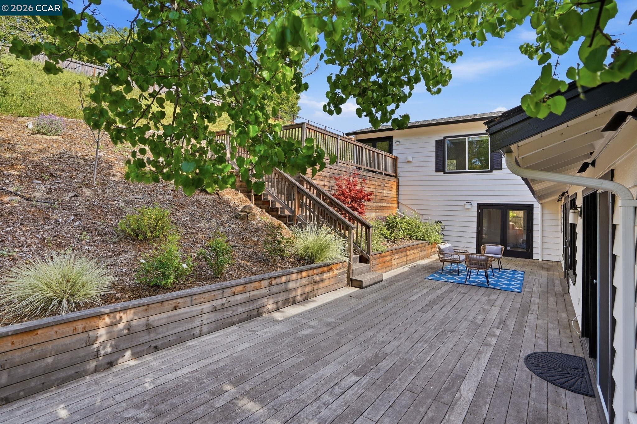 Detail Gallery Image 39 of 42 For 27 Whitehall Dr, Orinda,  CA 94563 - 4 Beds | 3 Baths