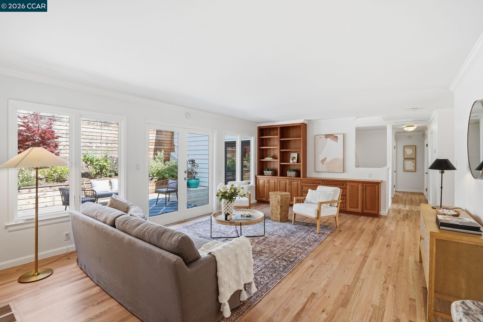 Detail Gallery Image 5 of 42 For 27 Whitehall Dr, Orinda,  CA 94563 - 4 Beds | 3 Baths