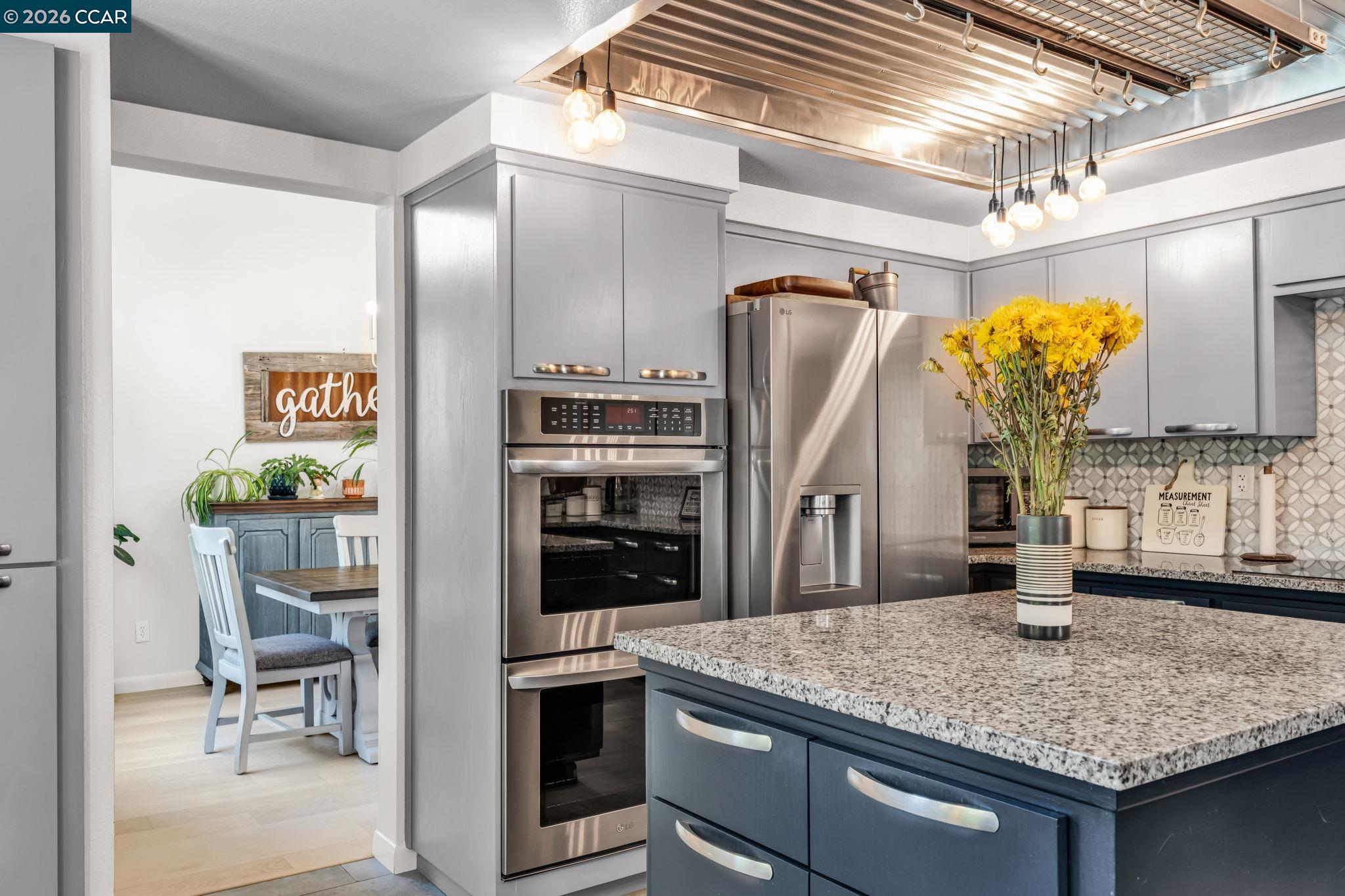 Detail Gallery Image 14 of 49 For 2486 Del Monte Dr, Fairfield,  CA 94534 - 5 Beds | 3 Baths