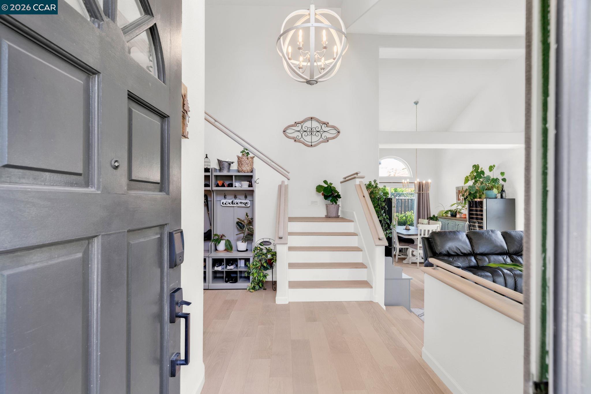 Detail Gallery Image 3 of 49 For 2486 Del Monte Dr, Fairfield,  CA 94534 - 5 Beds | 3 Baths