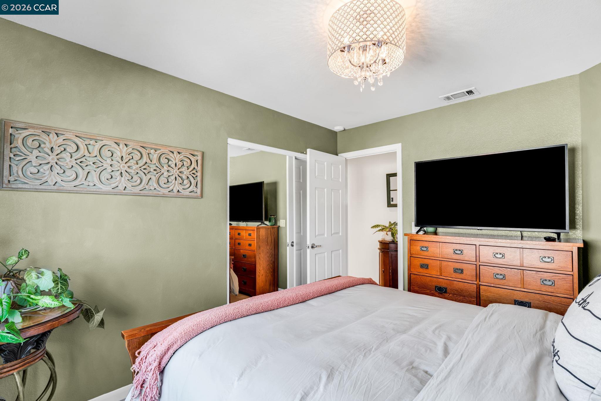 Detail Gallery Image 31 of 49 For 2486 Del Monte Dr, Fairfield,  CA 94534 - 5 Beds | 3 Baths