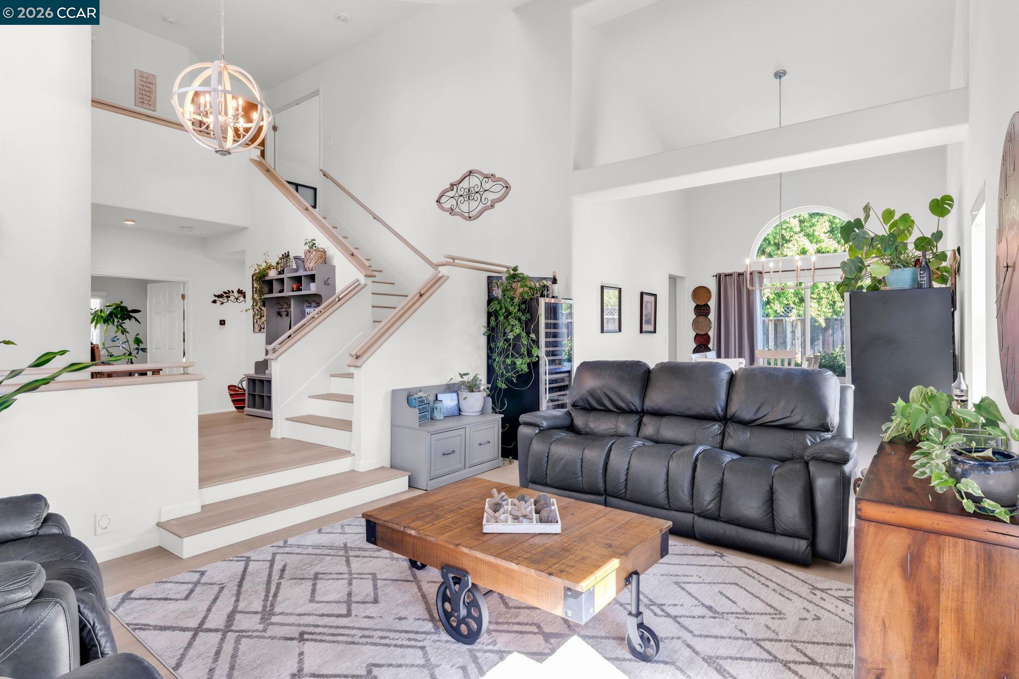 Detail Gallery Image 7 of 49 For 2486 Del Monte Dr, Fairfield,  CA 94534 - 5 Beds | 3 Baths