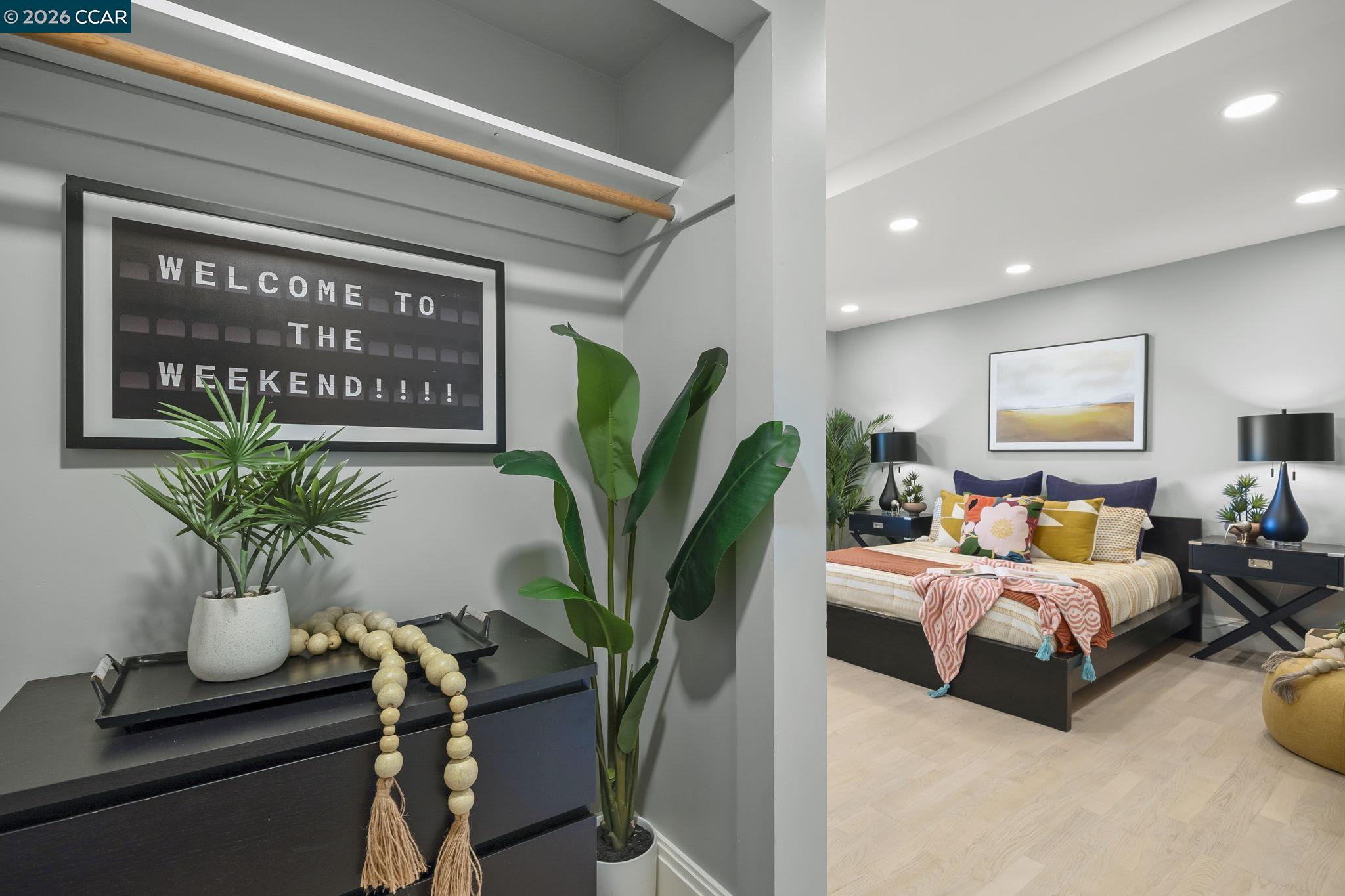 Front Image Thumbnail for CC41127910