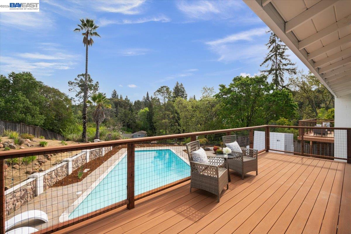 Detail Gallery Image 19 of 36 For 657 Byrdee Way, Lafayette,  CA 94549 - 5 Beds | 3 Baths