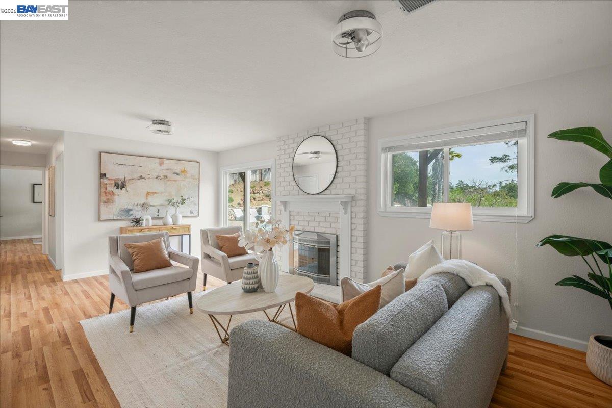 Detail Gallery Image 26 of 36 For 657 Byrdee Way, Lafayette,  CA 94549 - 5 Beds | 3 Baths