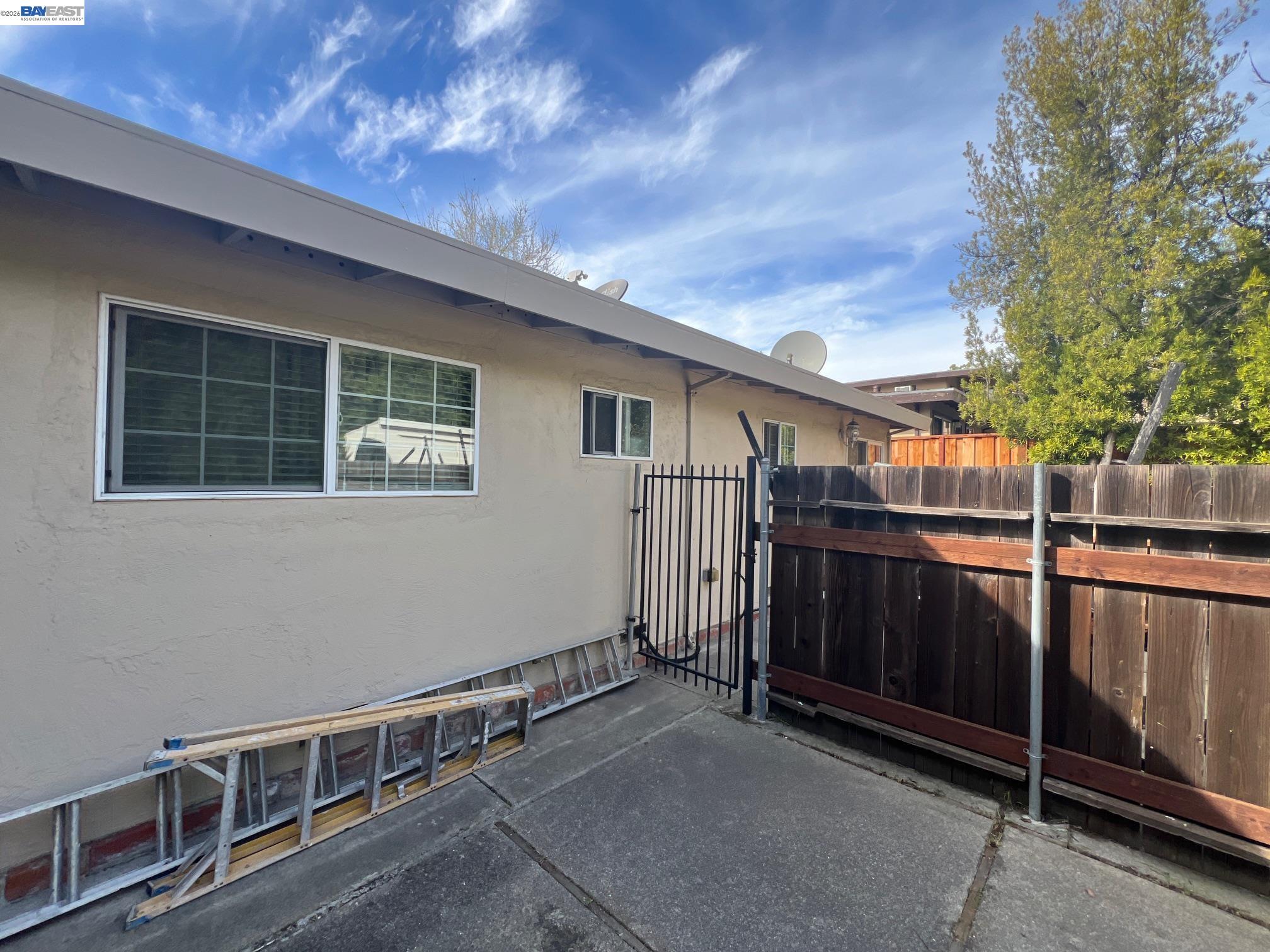 Detail Gallery Image 27 of 29 For 1594 Morgan, Walnut Creek,  CA 94596 - – Beds | – Baths