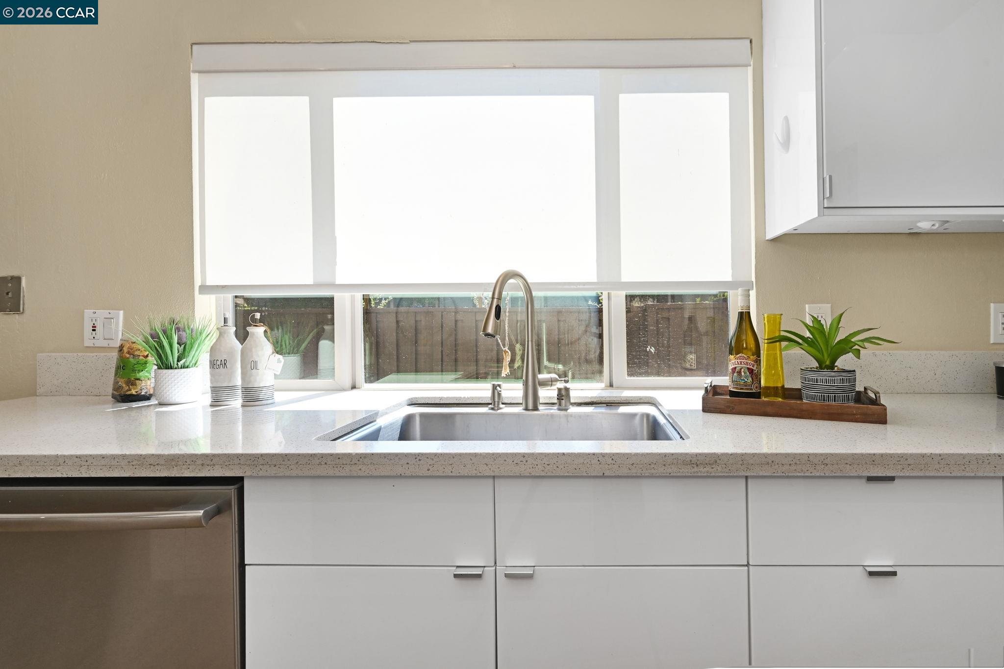 Photo #10: 41127915 Listing: Photo #10