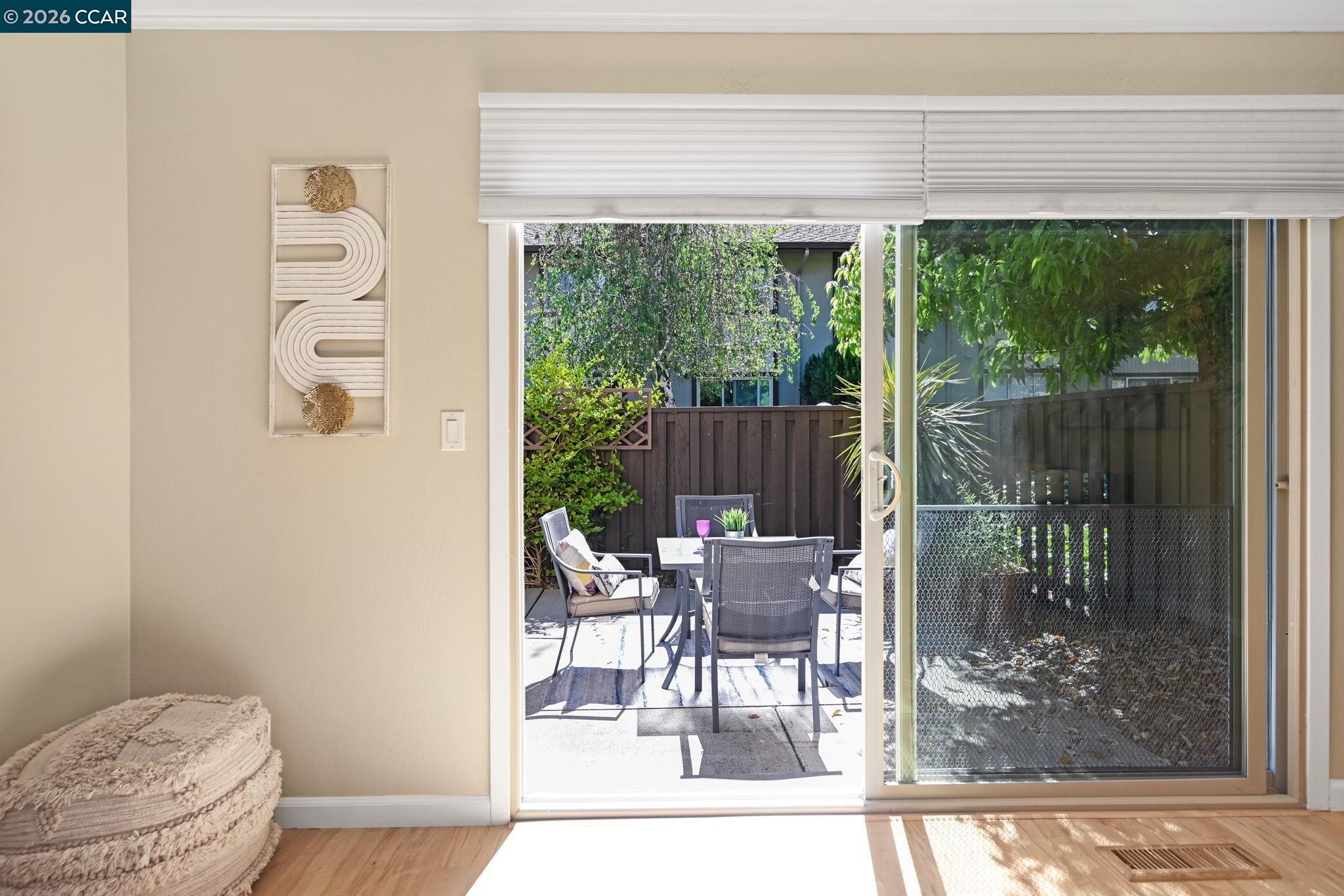 Photo #6: 41127915 Listing: Photo #6