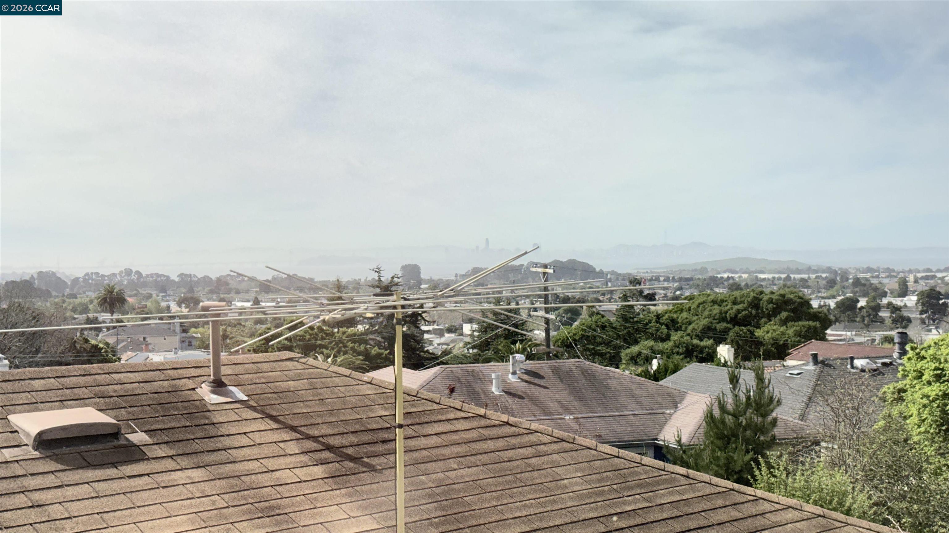 Detail Gallery Image 20 of 29 For 611 Amador St, Richmond,  CA 94805 - 5 Beds | 2 Baths