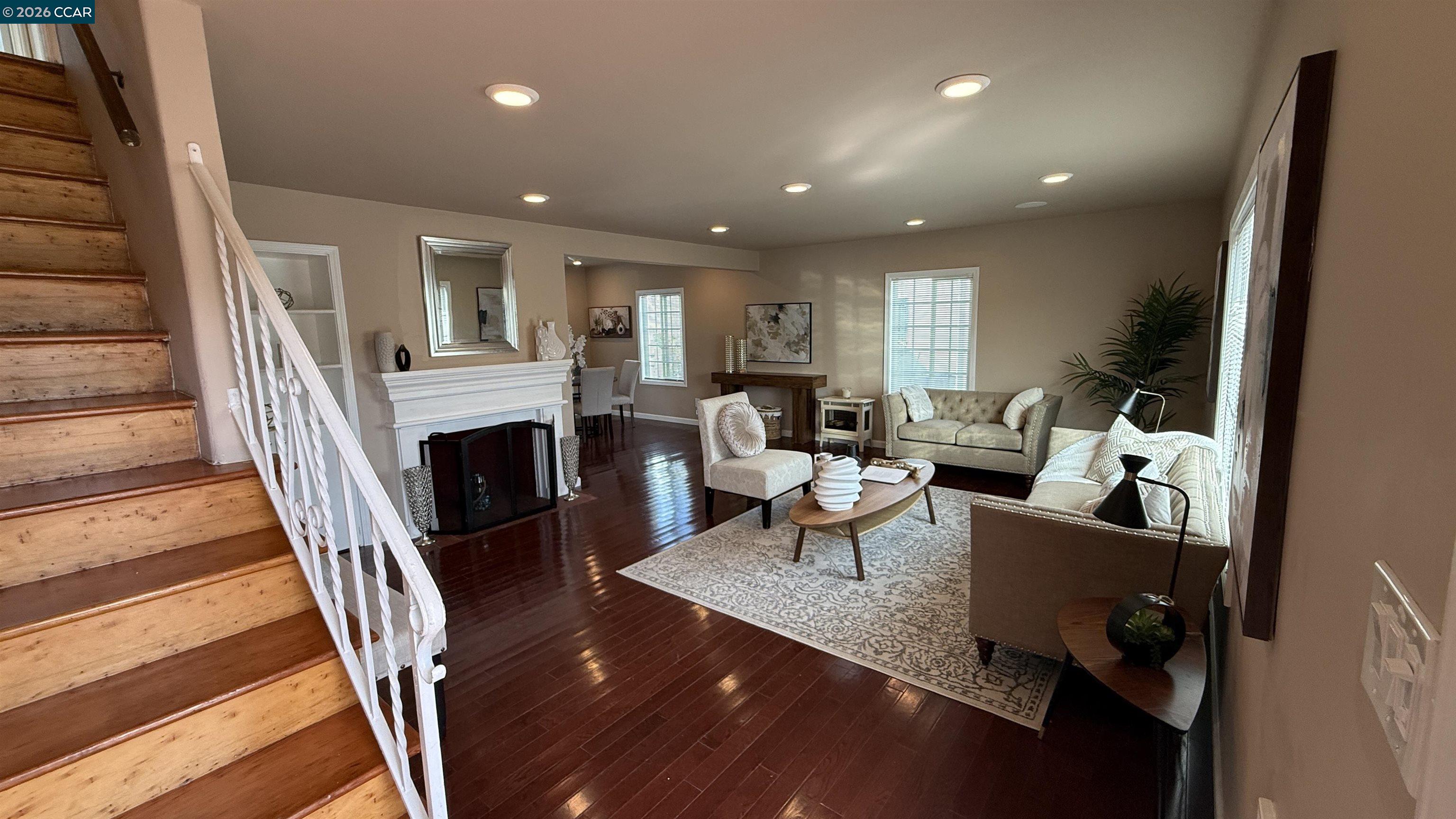 Detail Gallery Image 4 of 29 For 611 Amador St, Richmond,  CA 94805 - 5 Beds | 2 Baths