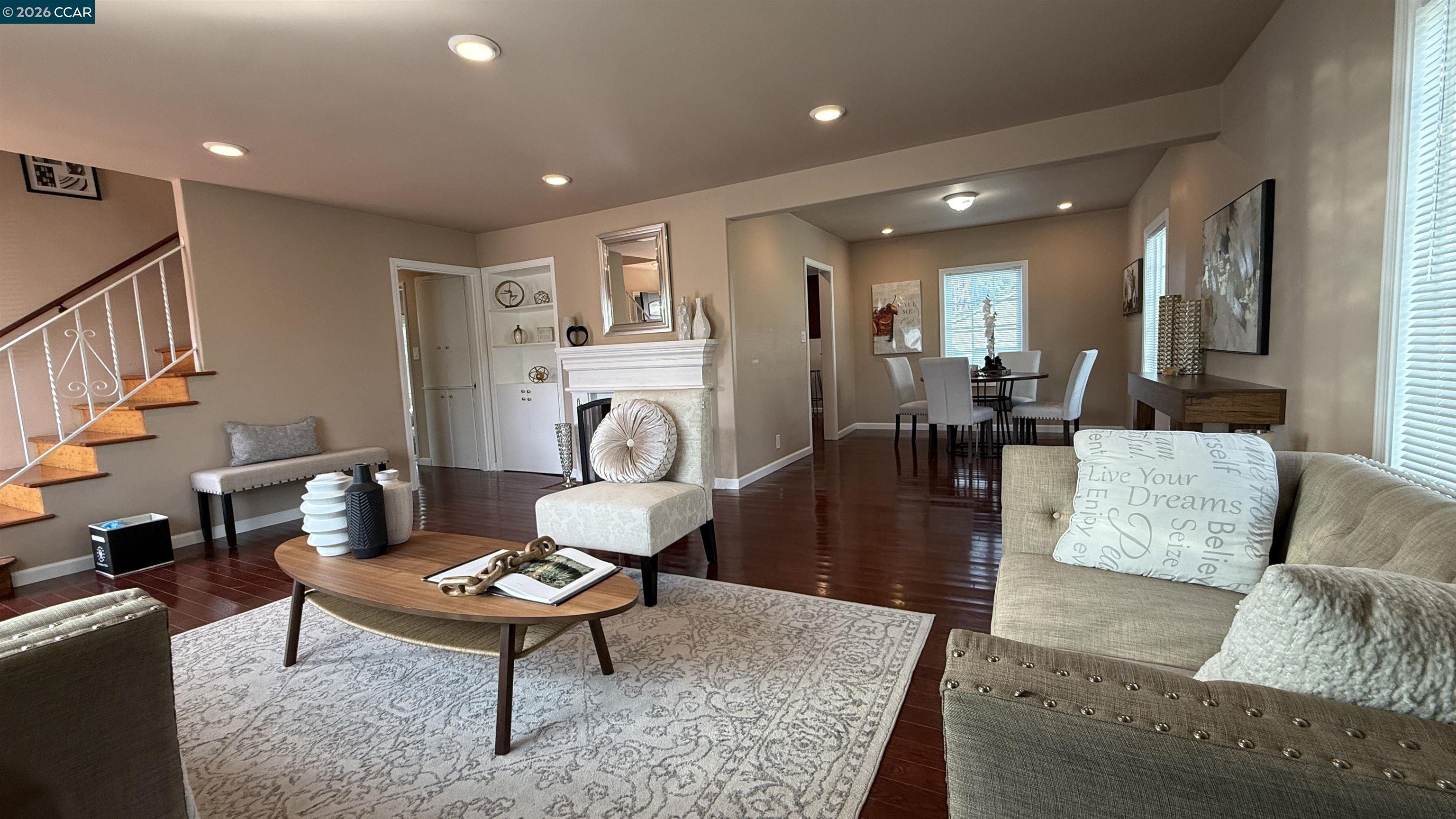 Detail Gallery Image 5 of 29 For 611 Amador St, Richmond,  CA 94805 - 5 Beds | 2 Baths