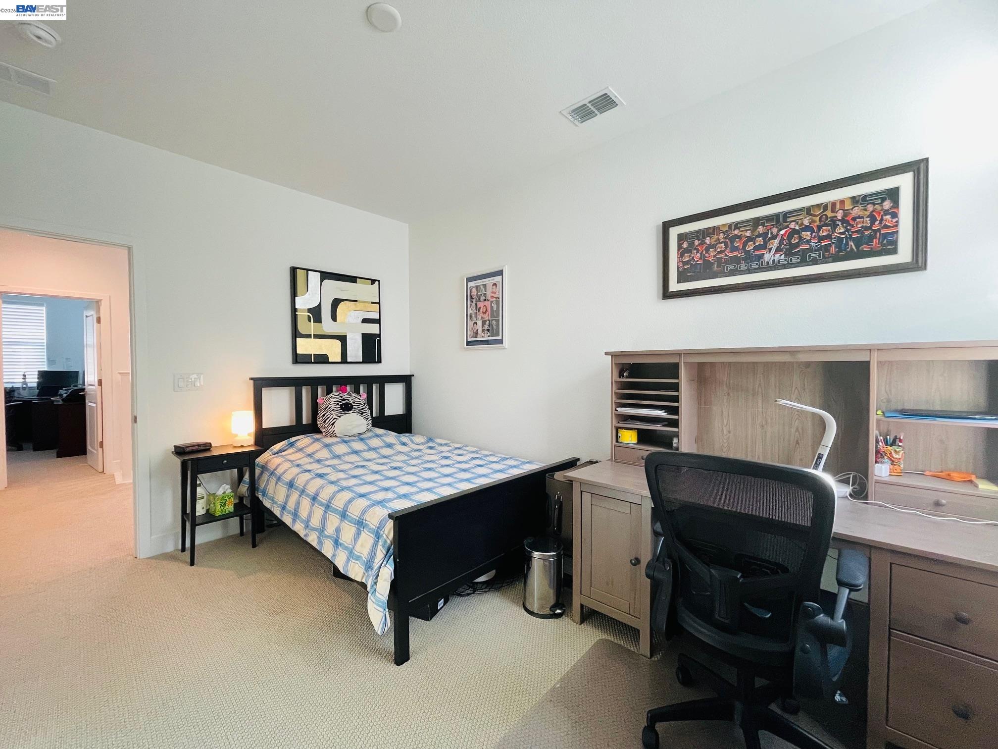 Detail Gallery Image 13 of 24 For 168 E Calder Dr, Mountain House,  CA 95391 - 3 Beds | 2/1 Baths