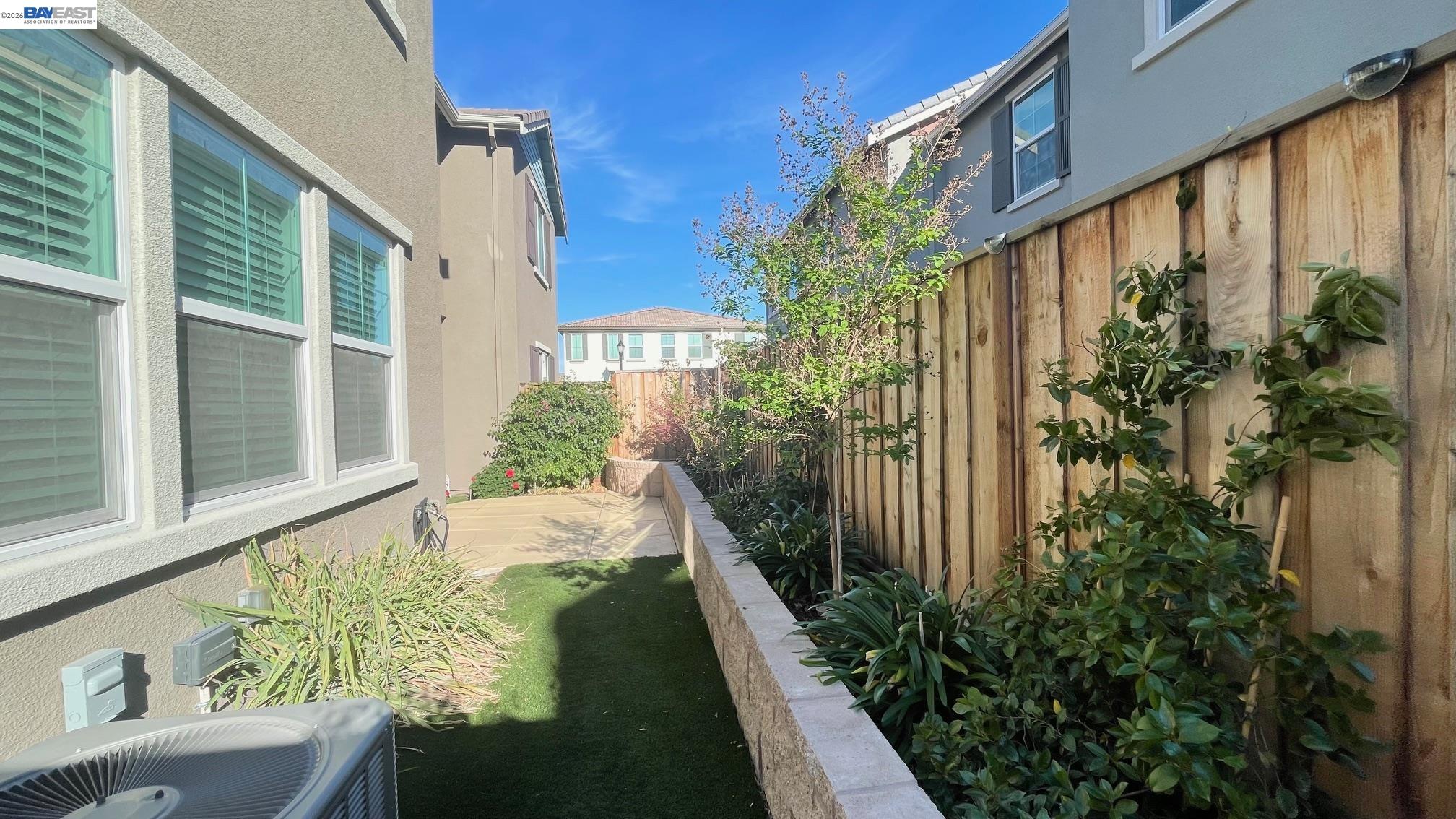 Detail Gallery Image 17 of 24 For 168 E Calder Dr, Mountain House,  CA 95391 - 3 Beds | 2/1 Baths