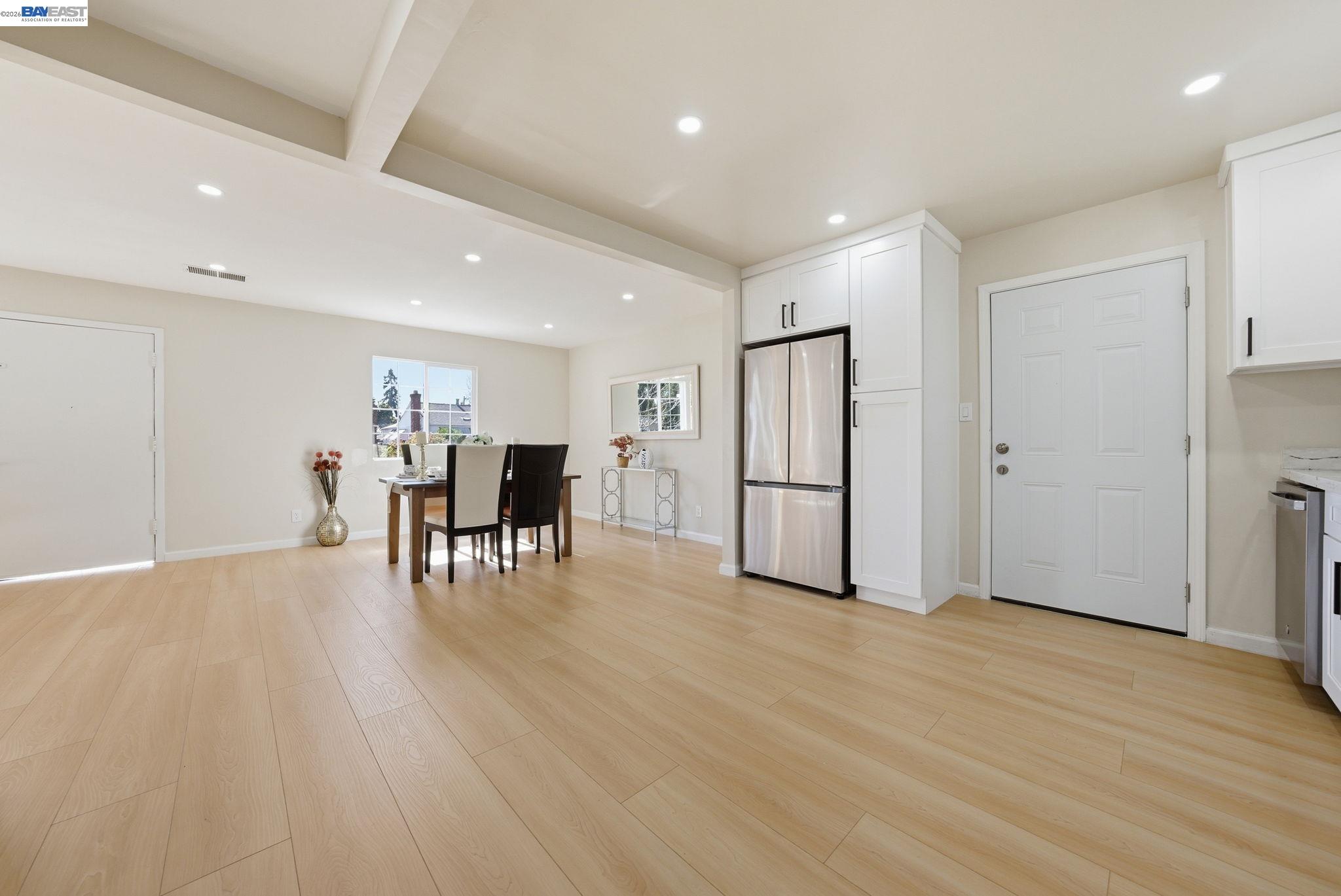 Detail Gallery Image 12 of 41 For 24834 Joyce St, Hayward,  CA 94544 - 3 Beds | 1 Baths