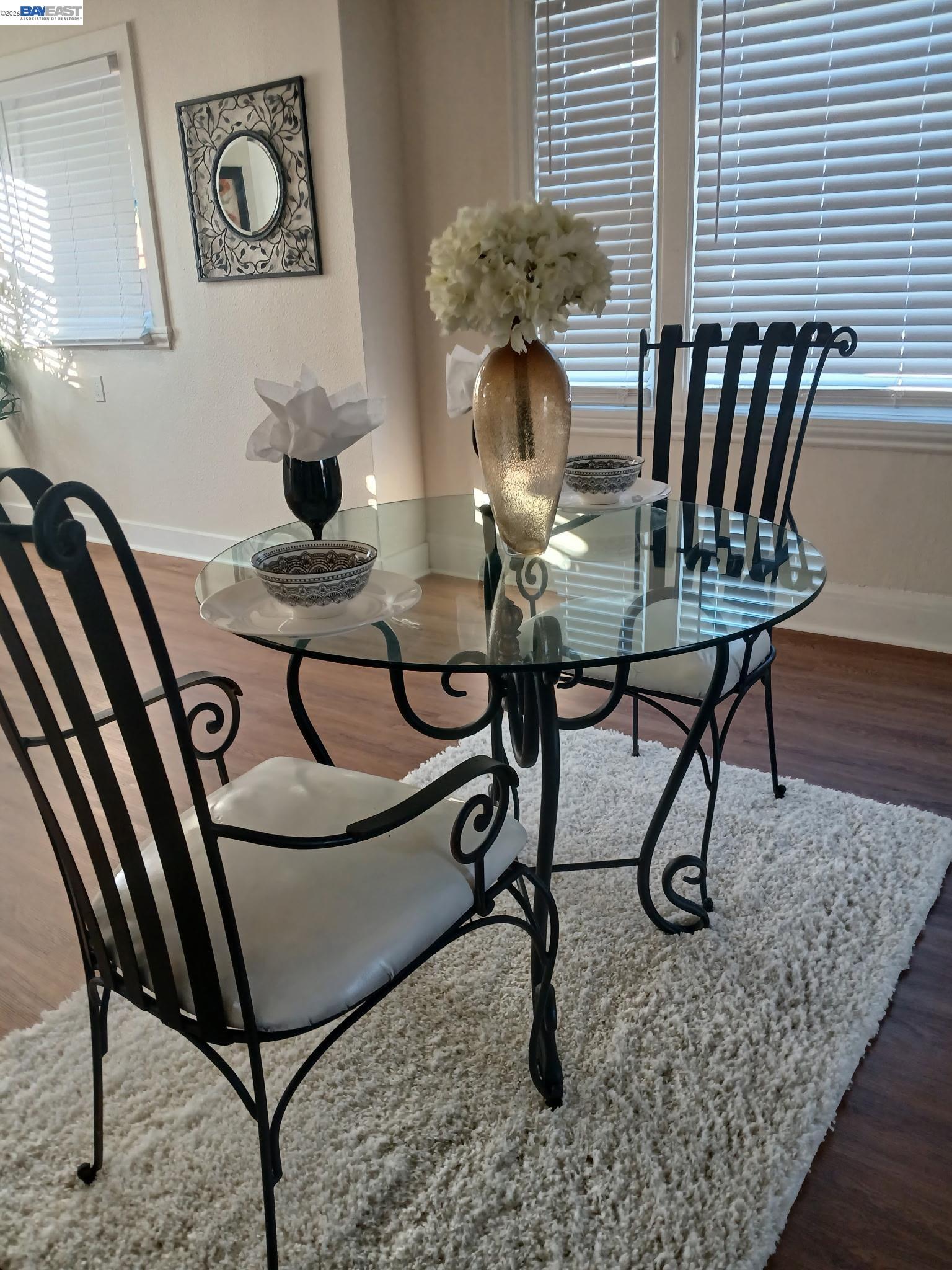 Detail Gallery Image 6 of 15 For 2957 73rd Ave, Oakland,  CA 94605 - 2 Beds | 1 Baths