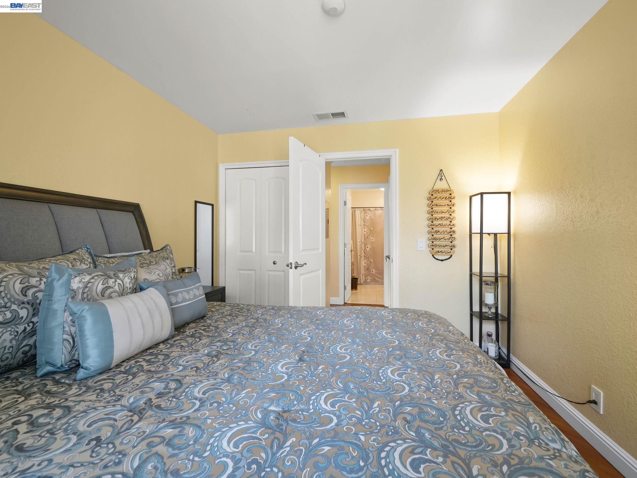 Photo #12: 41127920 Listing: Photo #12