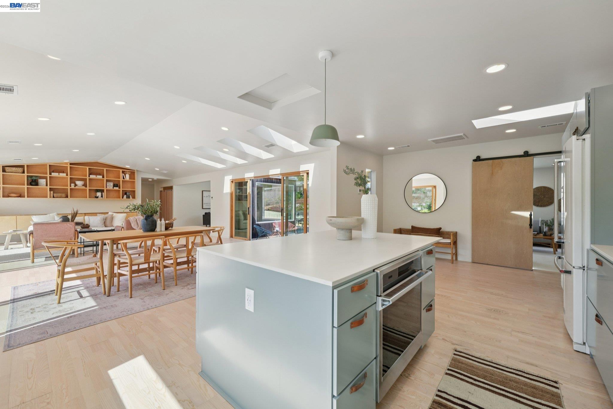 Detail Gallery Image 18 of 60 For 257 Orchard Rd, Orinda,  CA 94563 - 4 Beds | 3/1 Baths