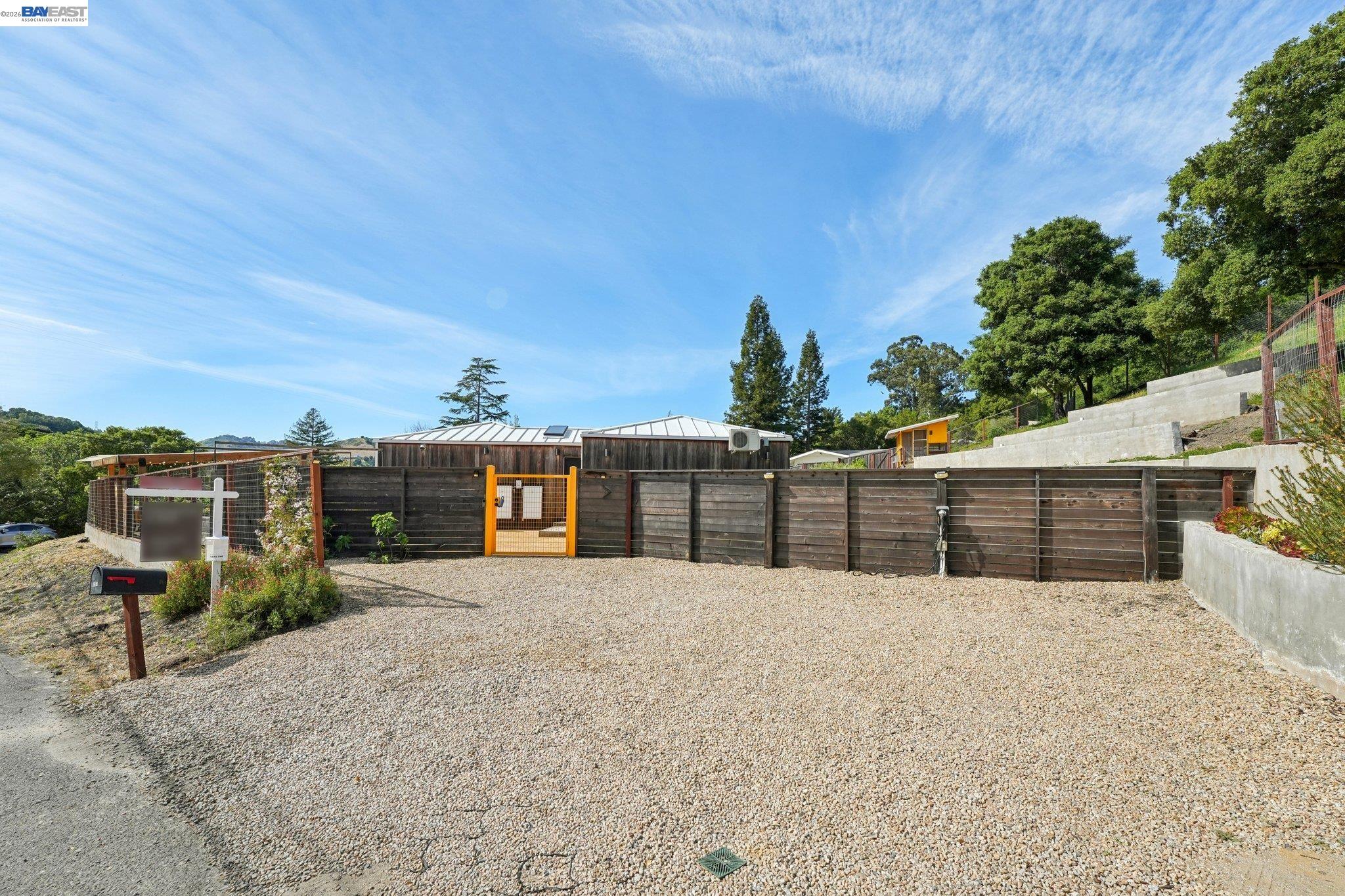 Detail Gallery Image 3 of 60 For 257 Orchard Rd, Orinda,  CA 94563 - 4 Beds | 3/1 Baths
