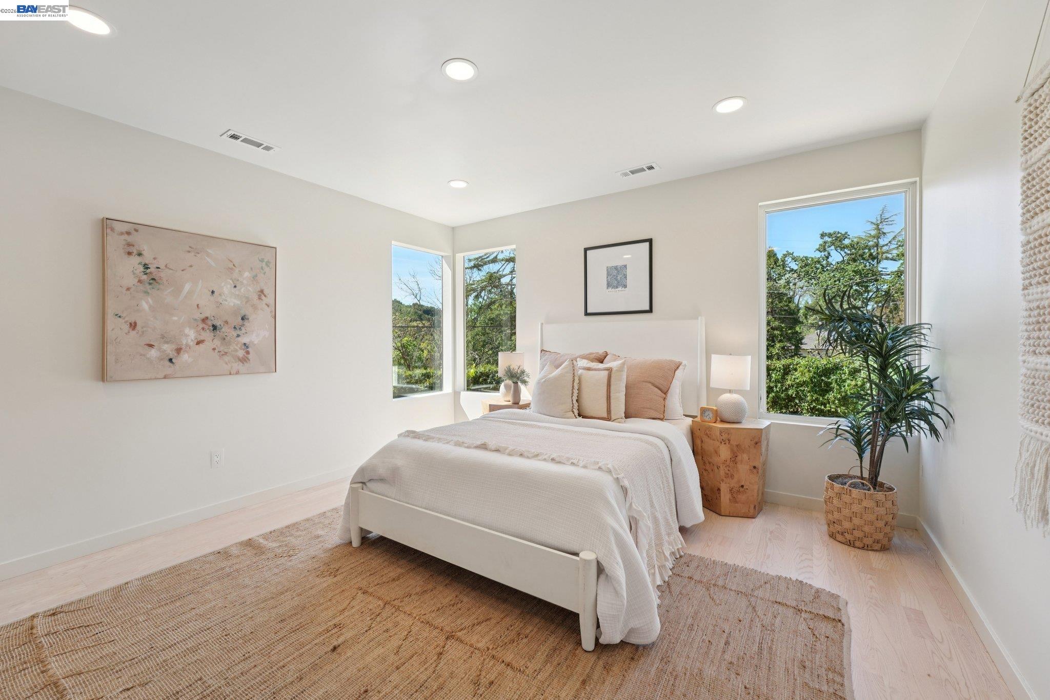 Detail Gallery Image 22 of 60 For 257 Orchard Rd, Orinda,  CA 94563 - 4 Beds | 3/1 Baths