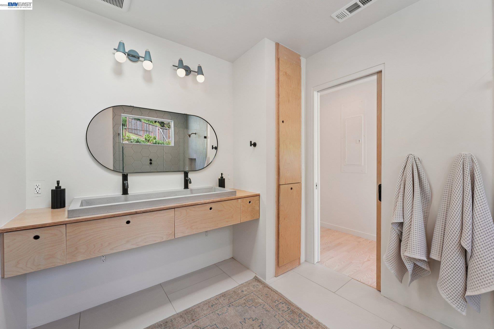 Detail Gallery Image 24 of 60 For 257 Orchard Rd, Orinda,  CA 94563 - 4 Beds | 3/1 Baths