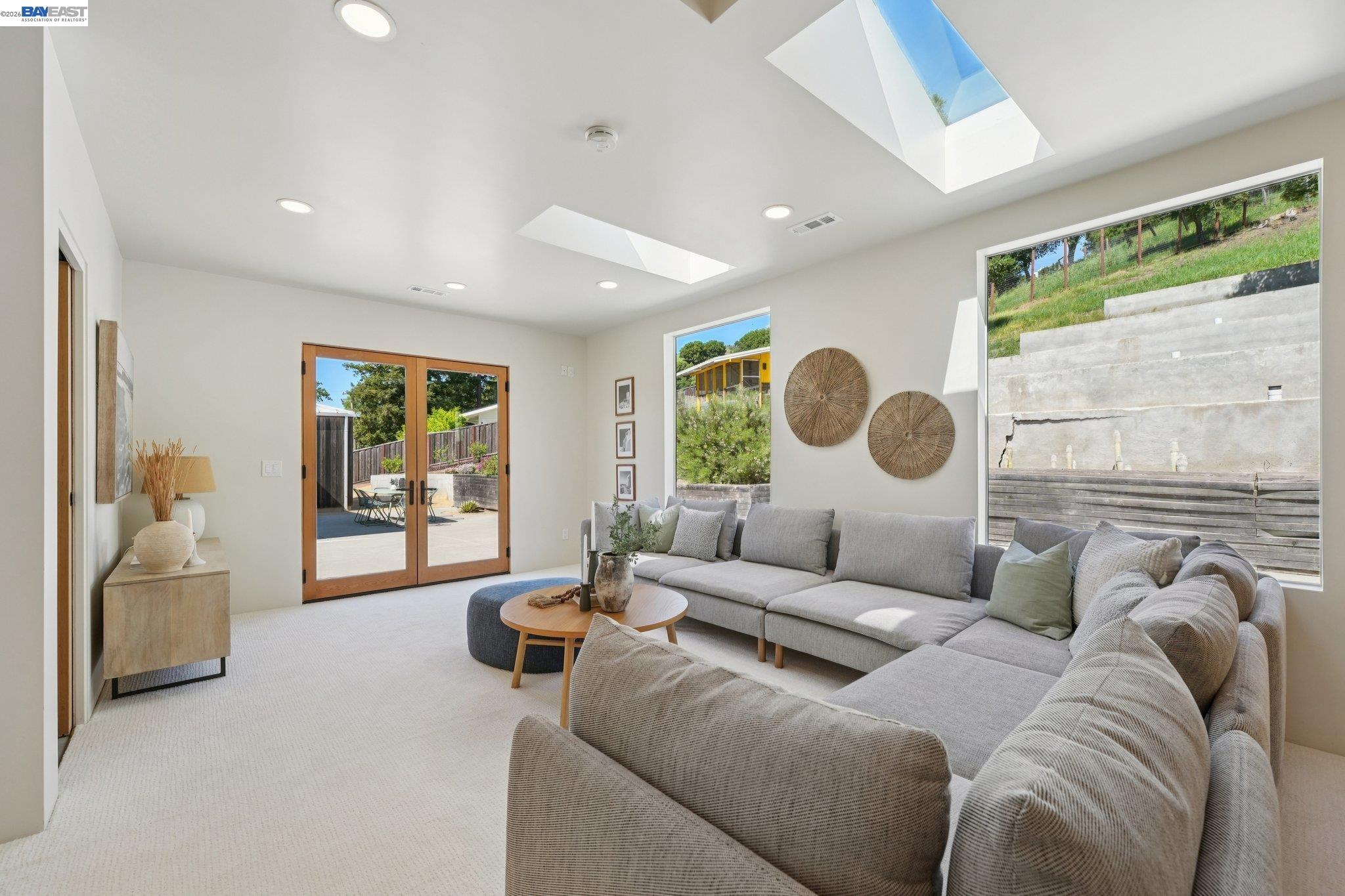 Detail Gallery Image 39 of 60 For 257 Orchard Rd, Orinda,  CA 94563 - 4 Beds | 3/1 Baths