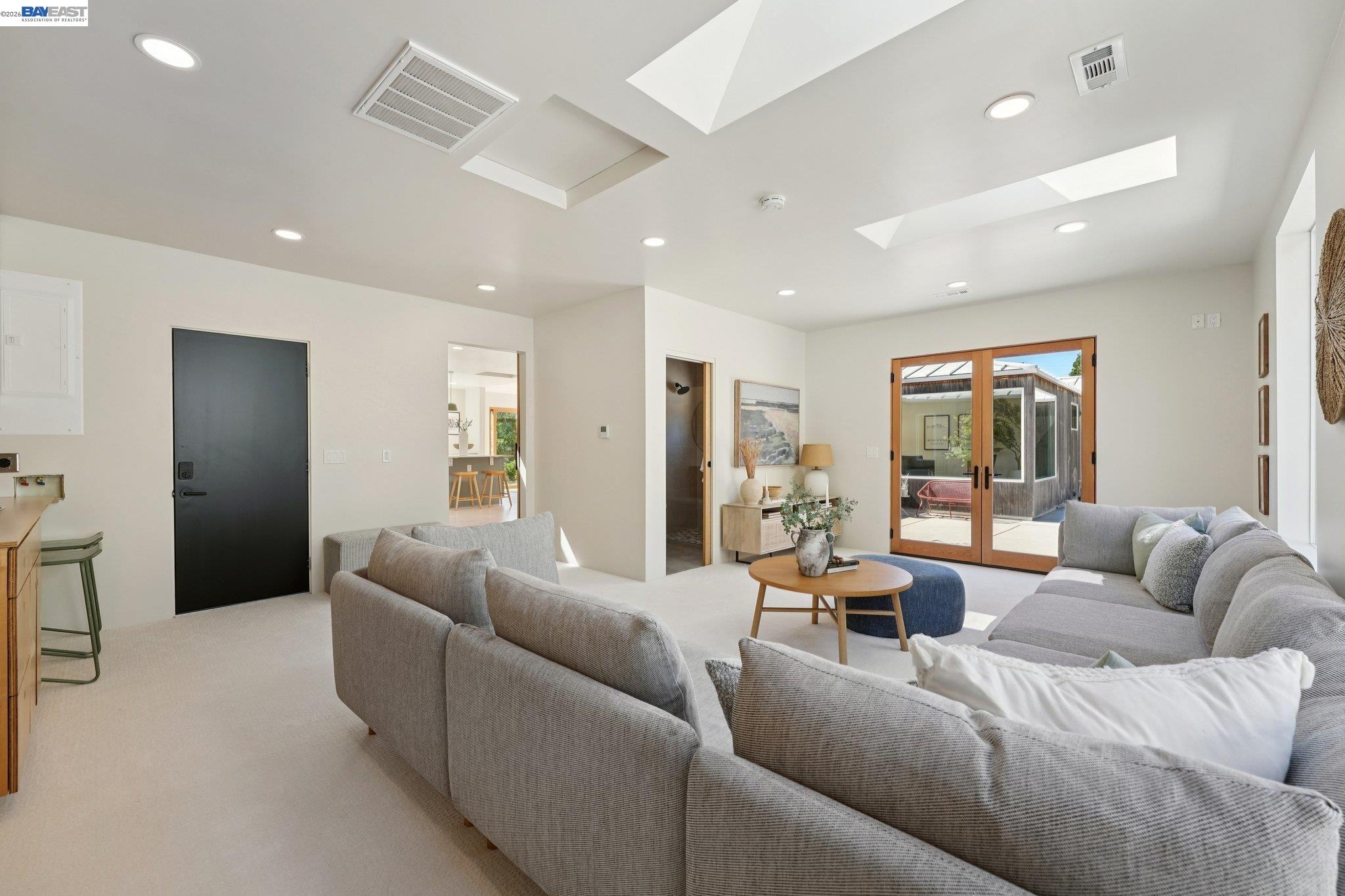 Detail Gallery Image 40 of 60 For 257 Orchard Rd, Orinda,  CA 94563 - 4 Beds | 3/1 Baths