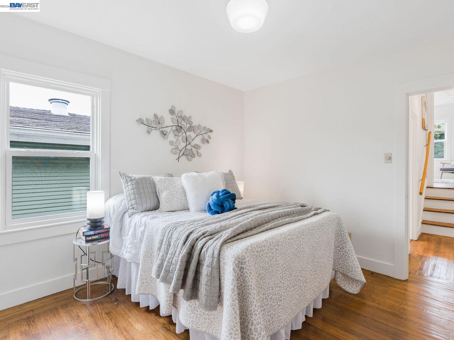 Detail Gallery Image 30 of 60 For 812 Washington Ave, Albany,  CA 94706 - 4 Beds | 2/1 Baths