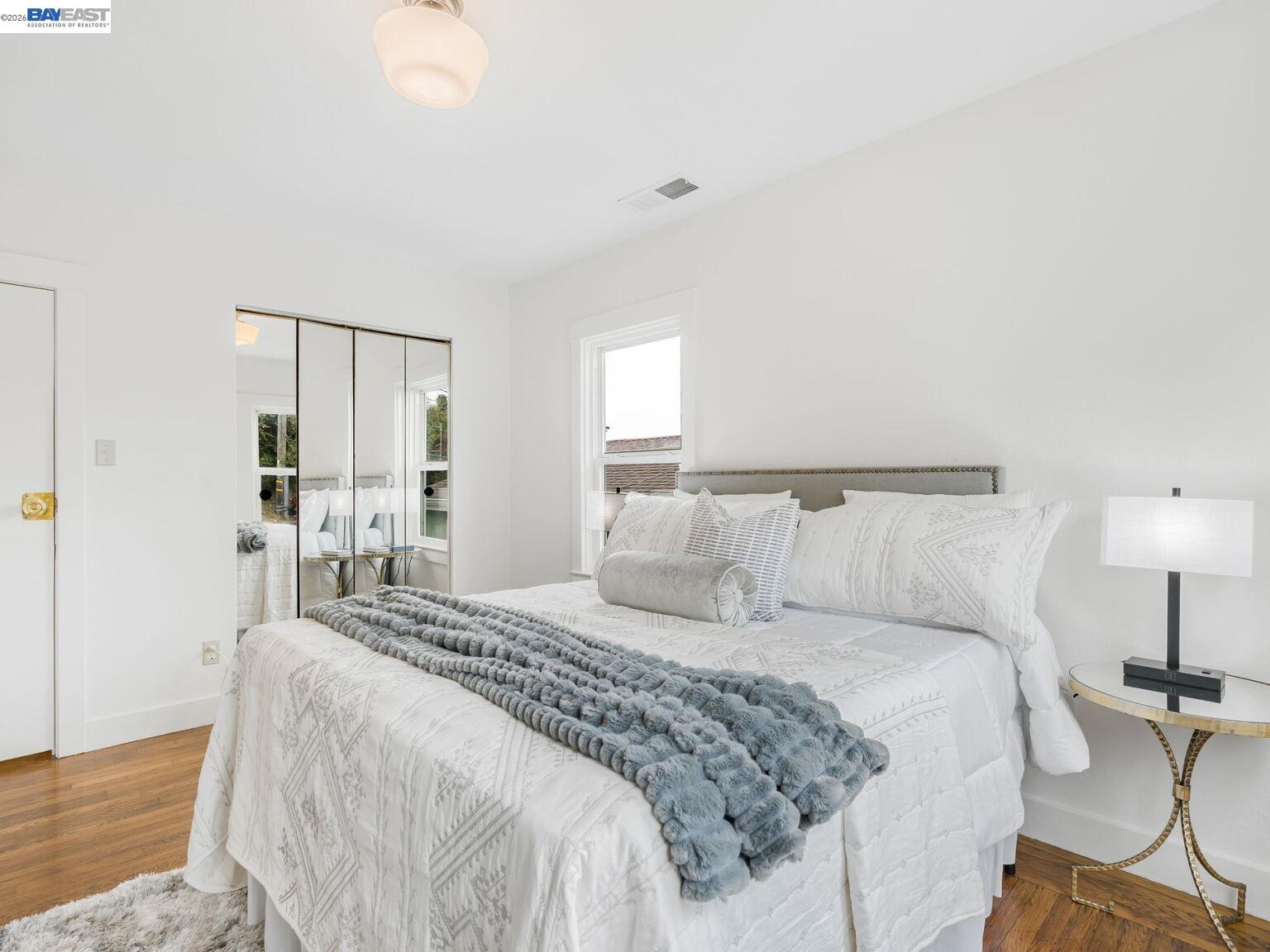 Detail Gallery Image 33 of 60 For 812 Washington Ave, Albany,  CA 94706 - 4 Beds | 2/1 Baths