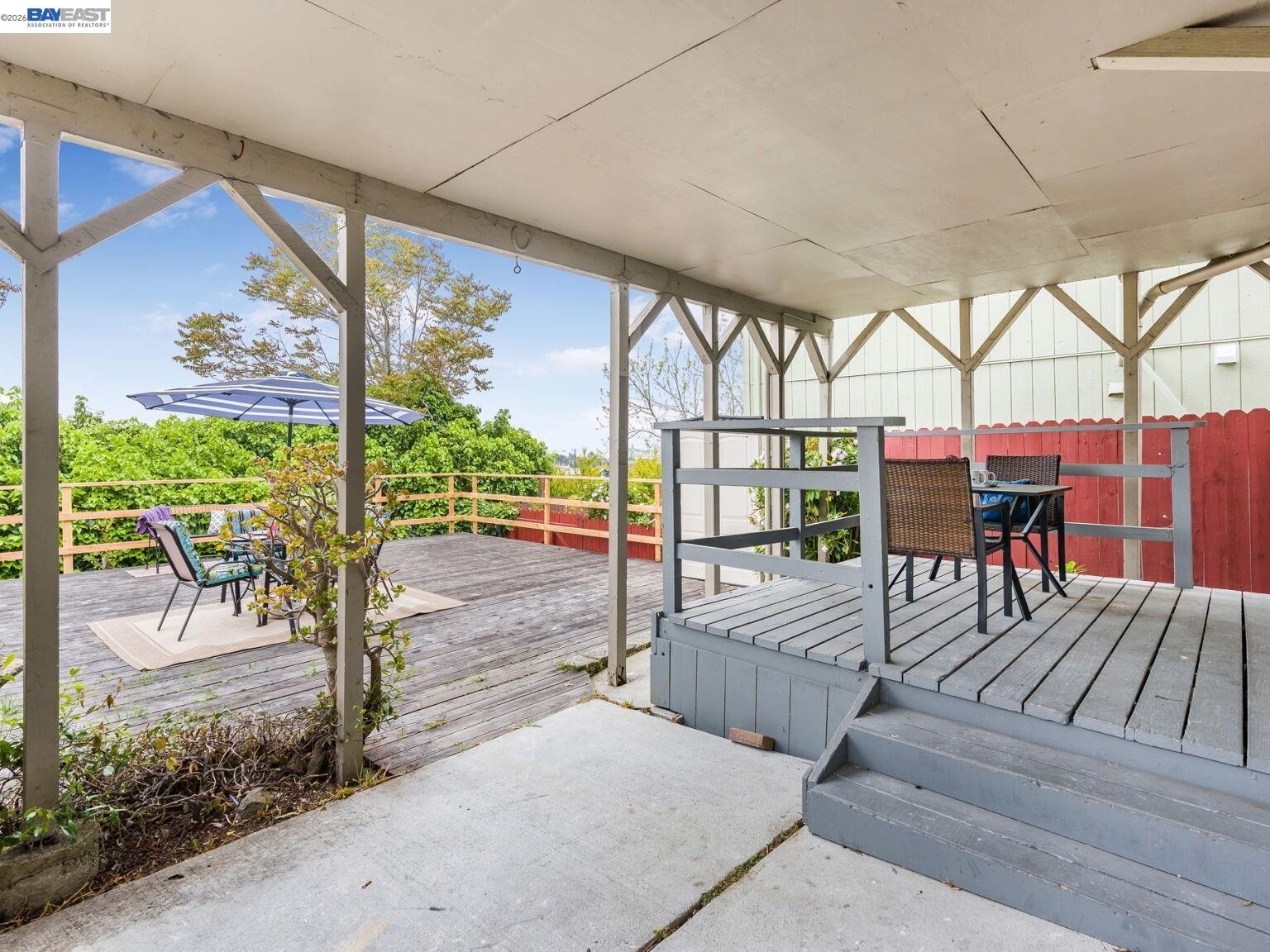 Detail Gallery Image 51 of 60 For 812 Washington Ave, Albany,  CA 94706 - 4 Beds | 2/1 Baths