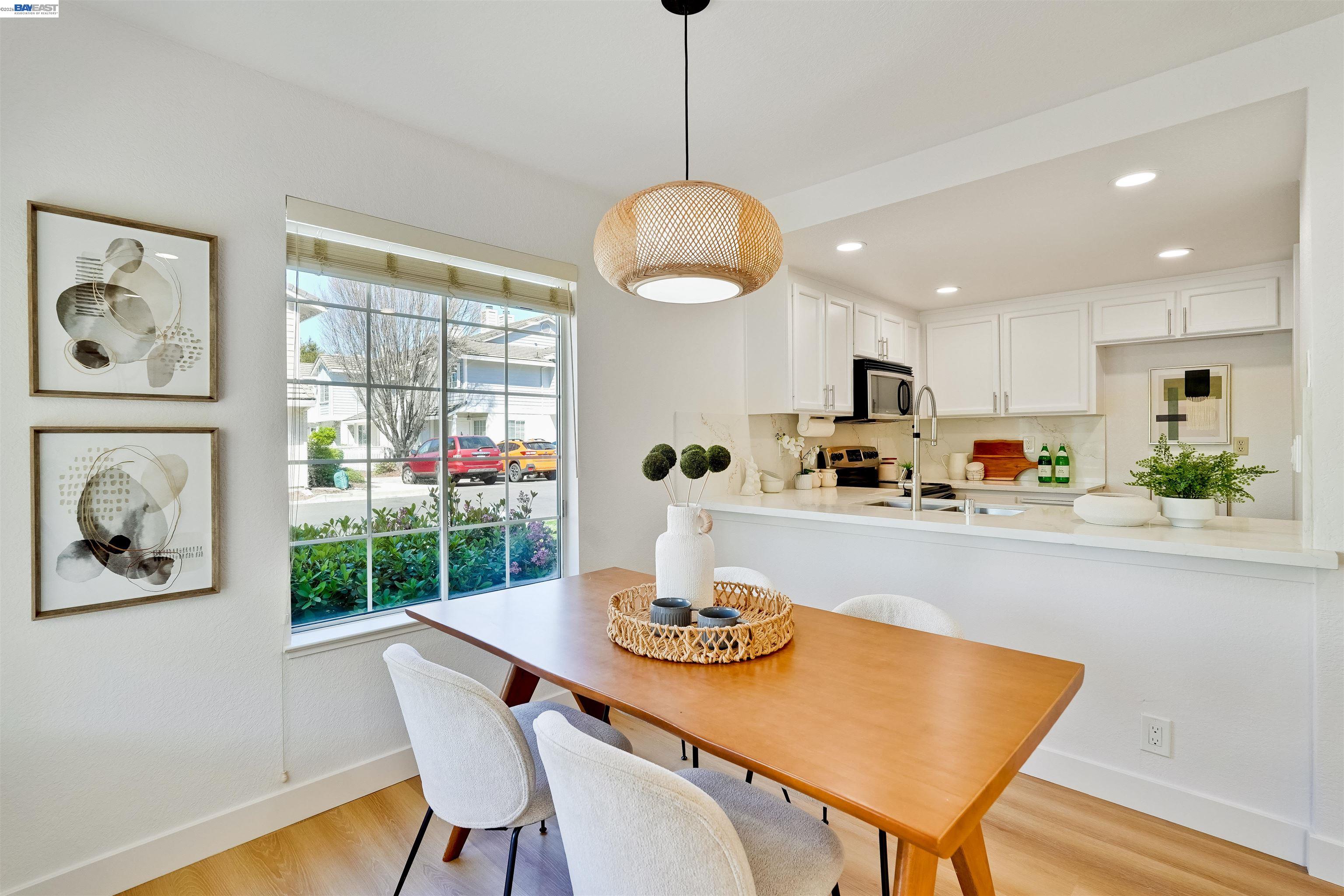 Detail Gallery Image 7 of 38 For 34743 Chanel Terrace, Fremont,  CA 94555 - 2 Beds | 2/1 Baths