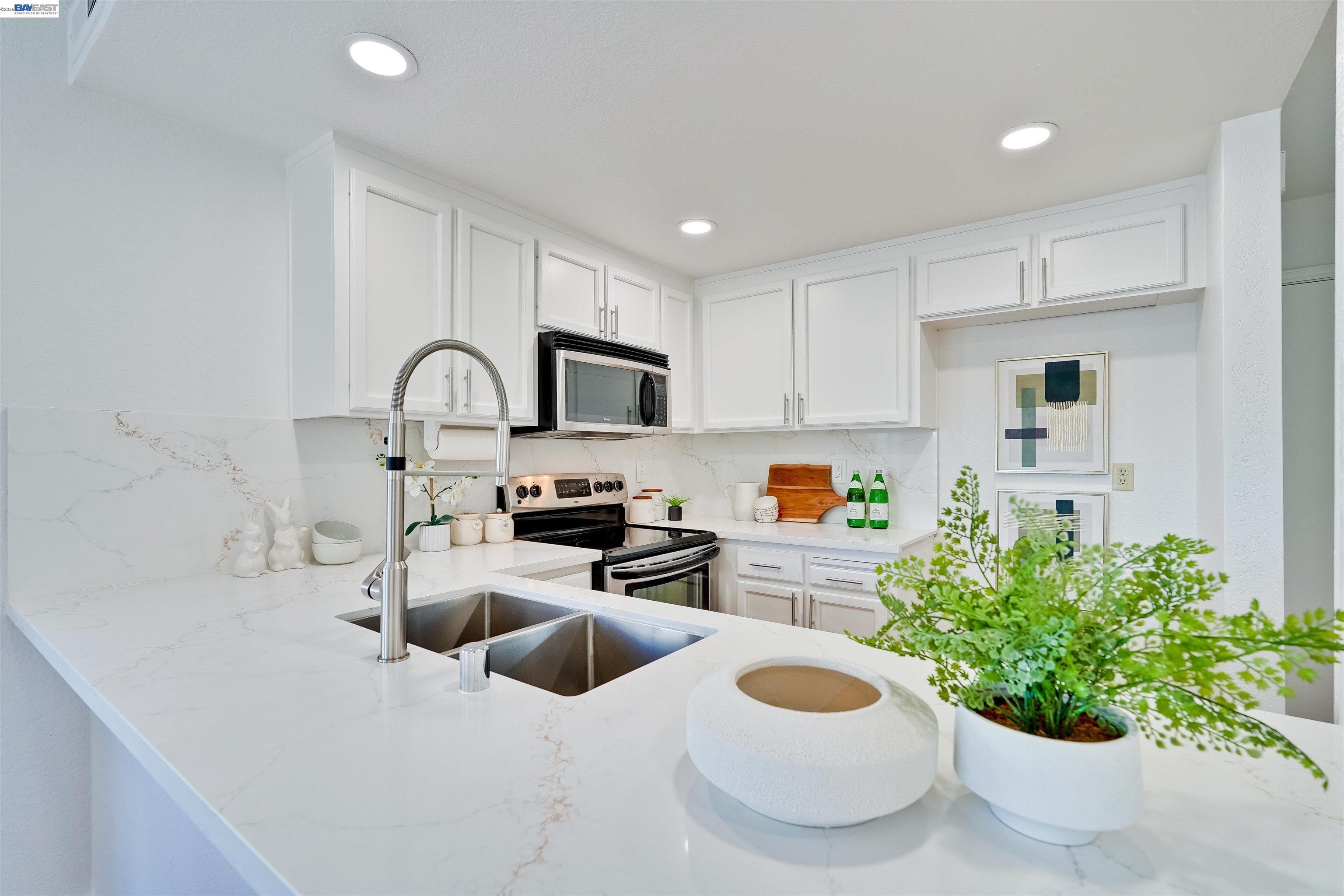 Photo #8: 41127925 Listing: Photo #8