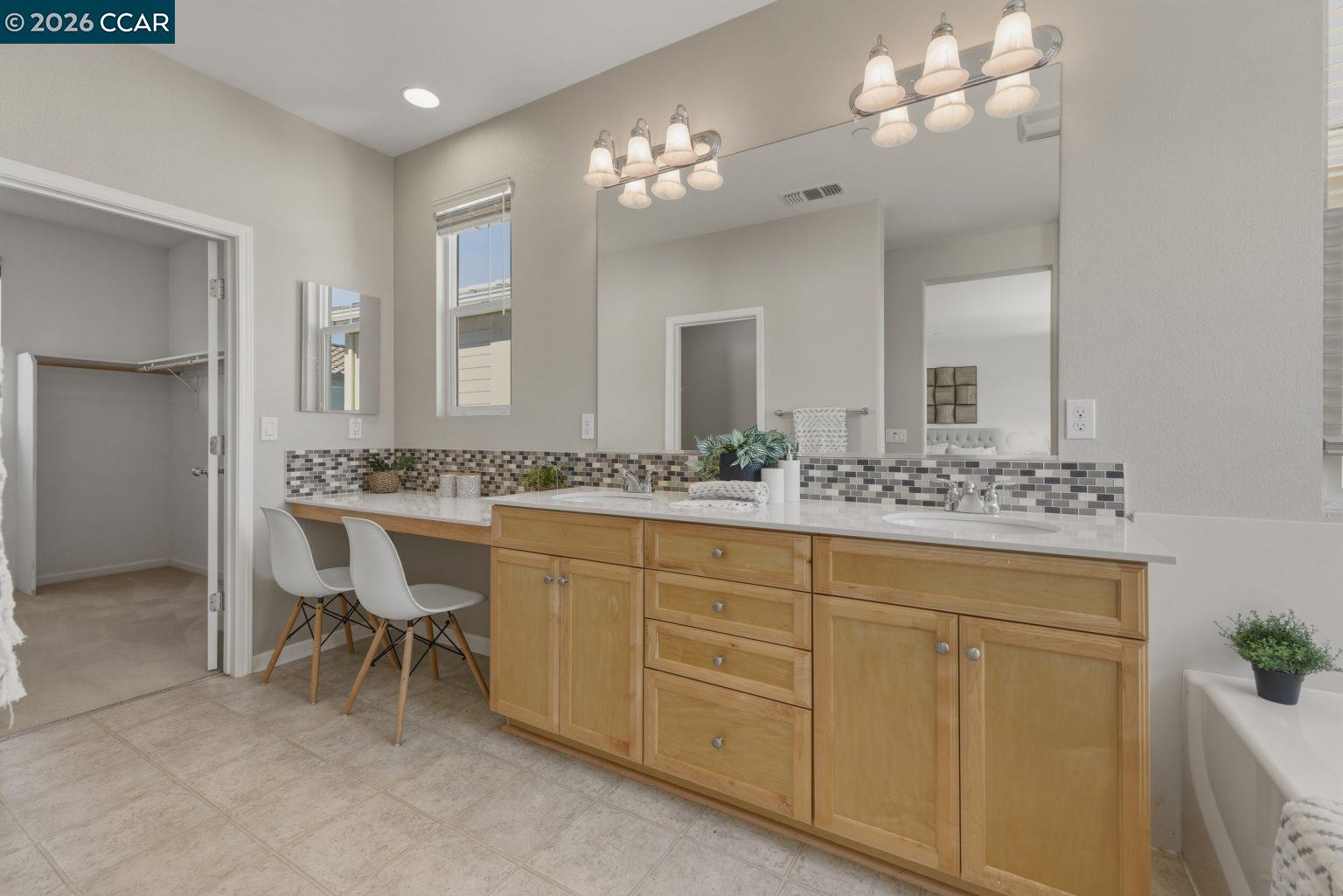 Detail Gallery Image 26 of 56 For 334 Pacifica Dr, Brentwood,  CA 94513 - 5 Beds | 3 Baths