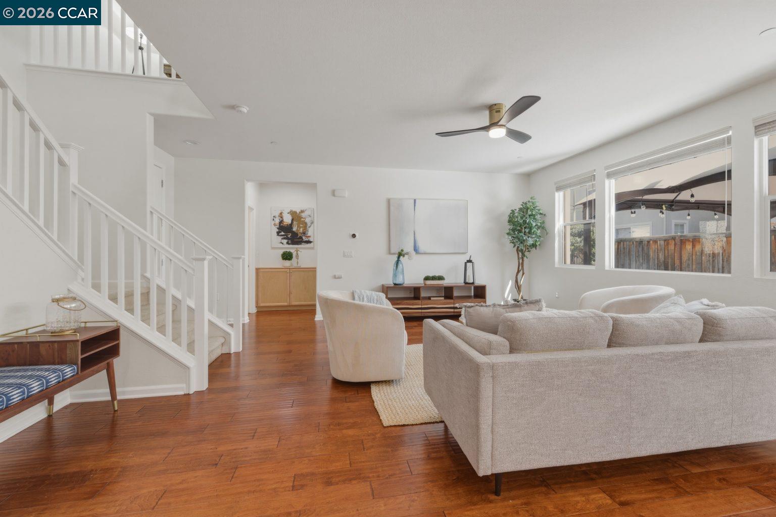 Detail Gallery Image 4 of 56 For 334 Pacifica Dr, Brentwood,  CA 94513 - 5 Beds | 3 Baths