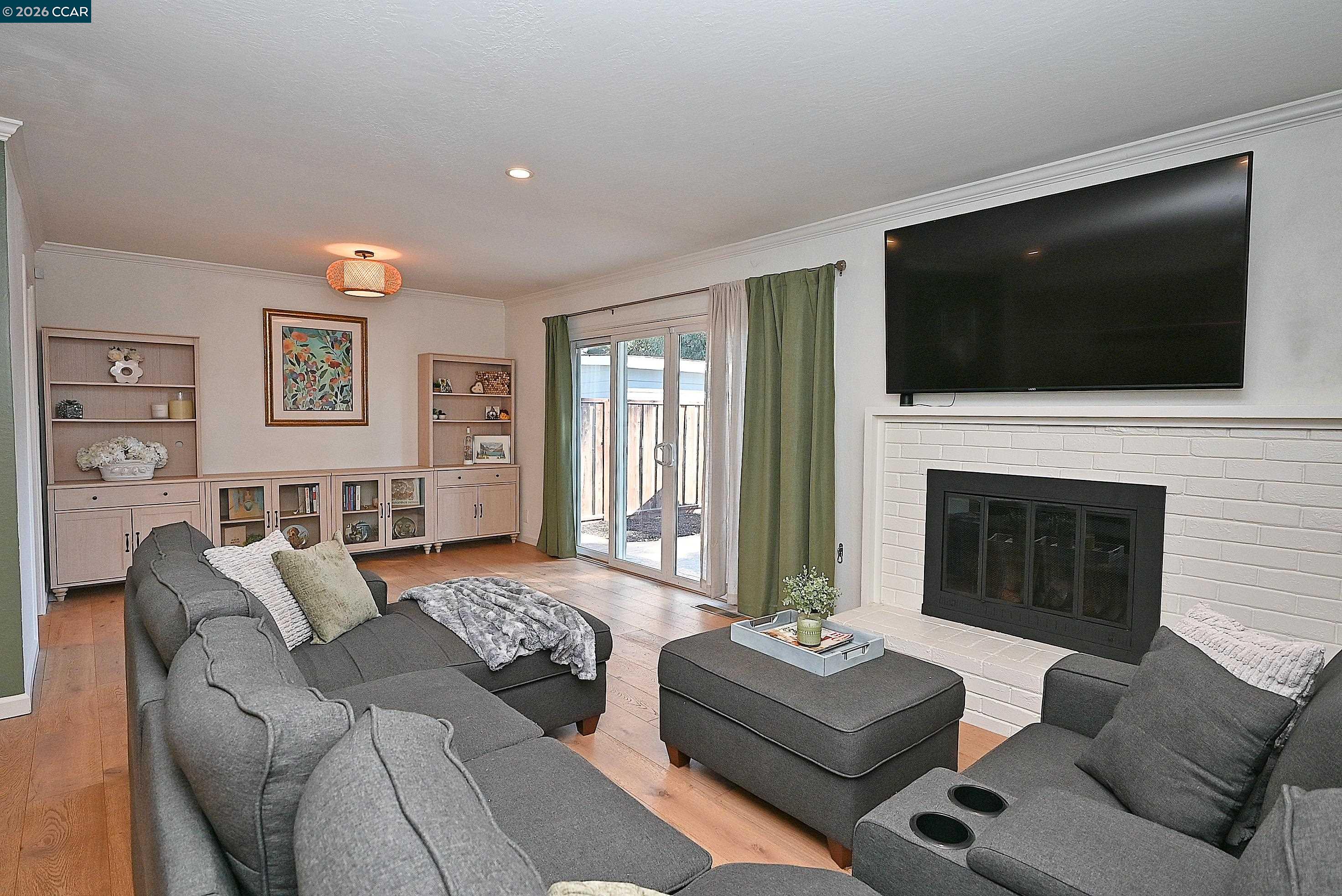 Detail Gallery Image 15 of 32 For 1156 Carey Dr, Concord,  CA 94520 - 3 Beds | 2 Baths