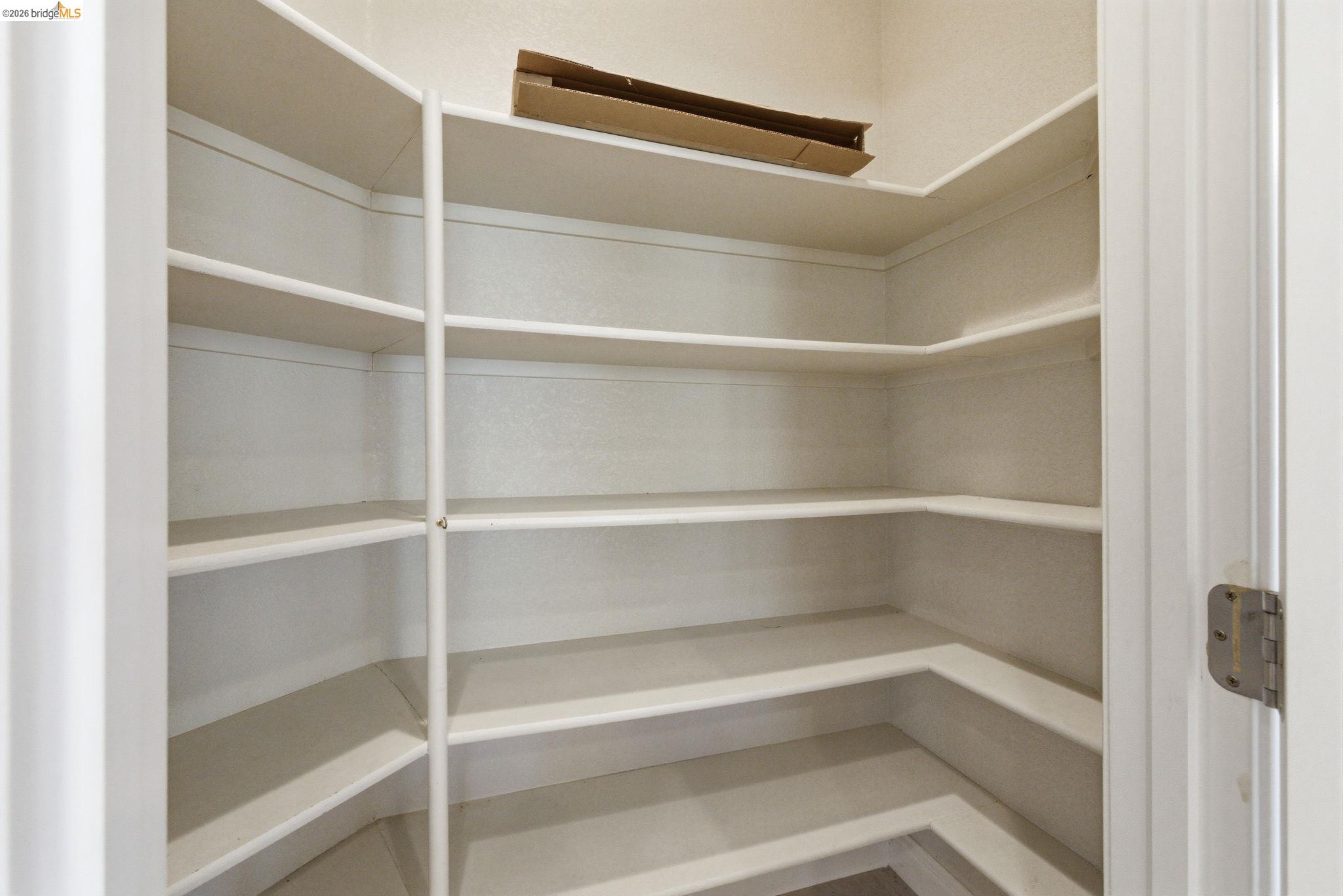 Detail Gallery Image 18 of 43 For 20245 Tuolumne Rd North, Tuolumne,  CA 95379 - 3 Beds | 3 Baths