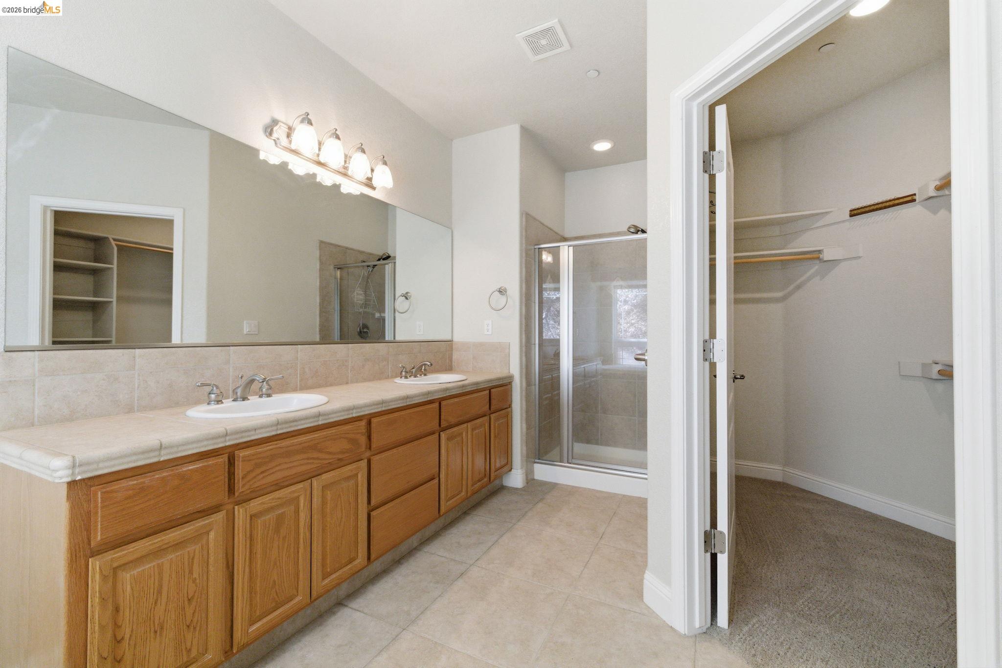 Detail Gallery Image 24 of 43 For 20245 Tuolumne Rd North, Tuolumne,  CA 95379 - 3 Beds | 3 Baths