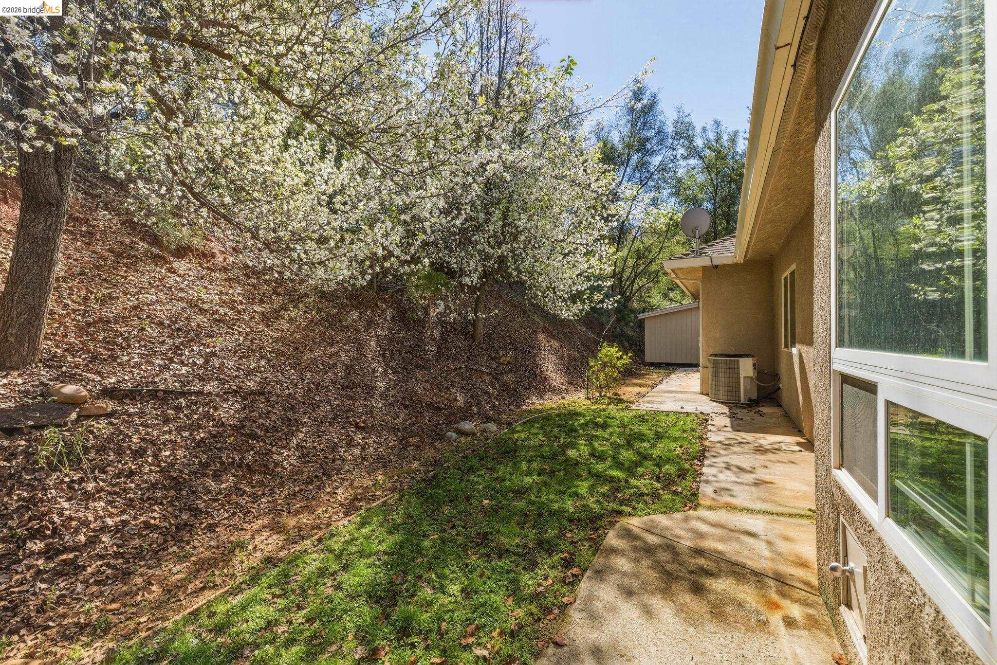 Detail Gallery Image 41 of 43 For 20245 Tuolumne Rd North, Tuolumne,  CA 95379 - 3 Beds | 3 Baths