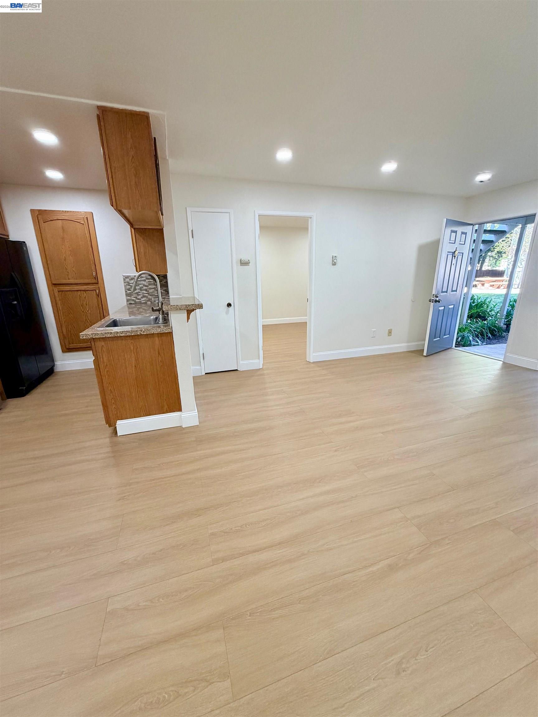 Photo #17: 41127932 Listing: Photo #17