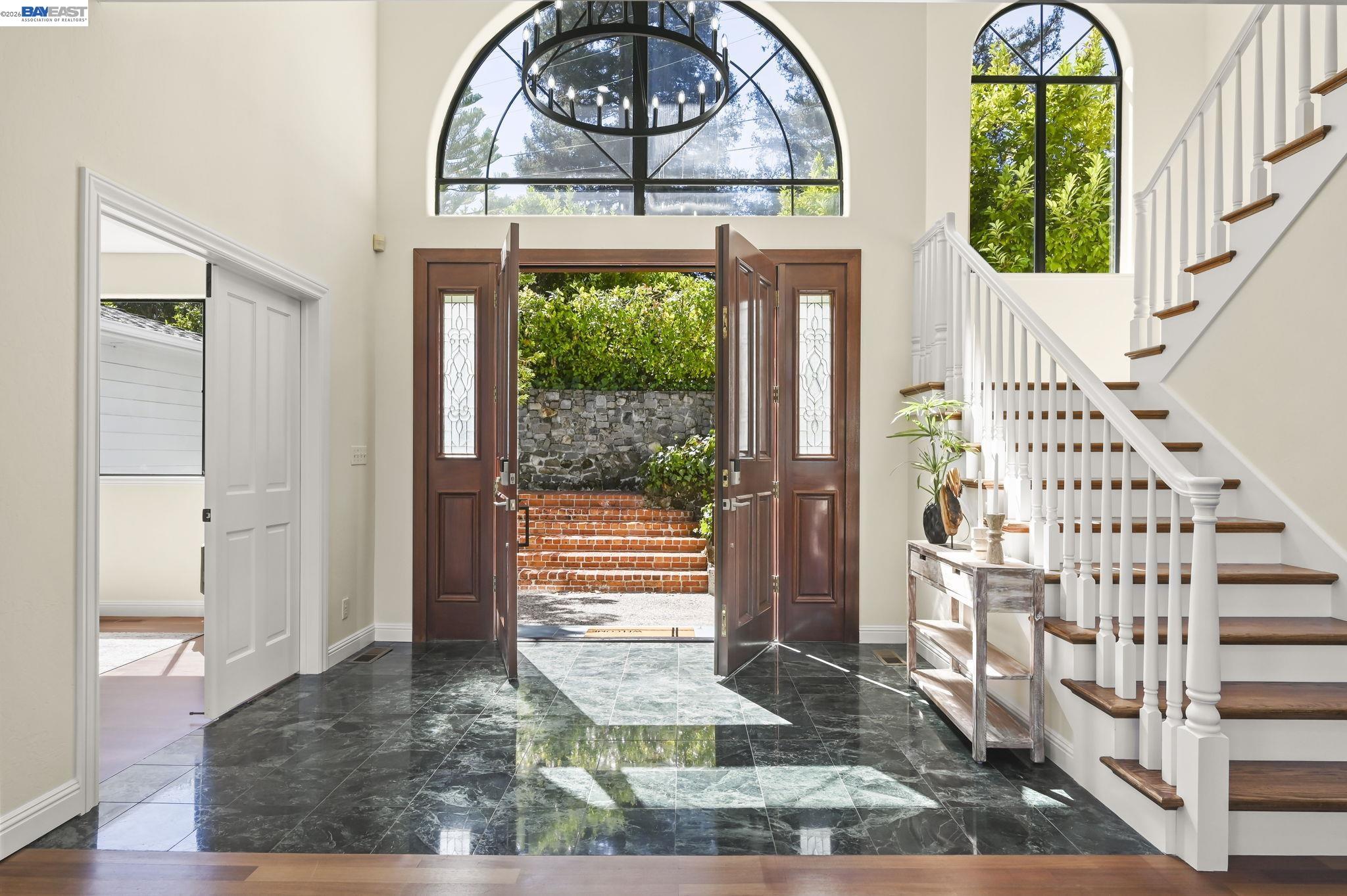 Detail Gallery Image 7 of 38 For 783 Solana Dr, Lafayette,  CA 94549 - 4 Beds | 4/1 Baths