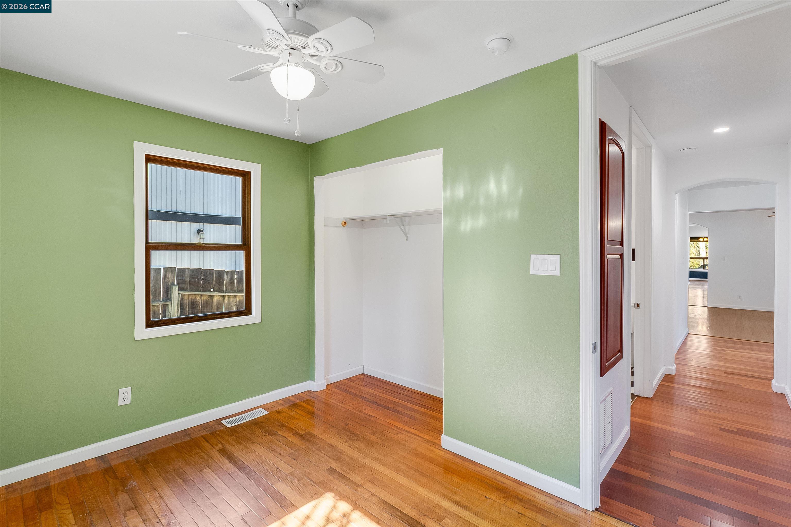 Detail Gallery Image 16 of 54 For 5264 Sunset Dr, El Sobrante,  CA 94803 - 4 Beds | 3 Baths