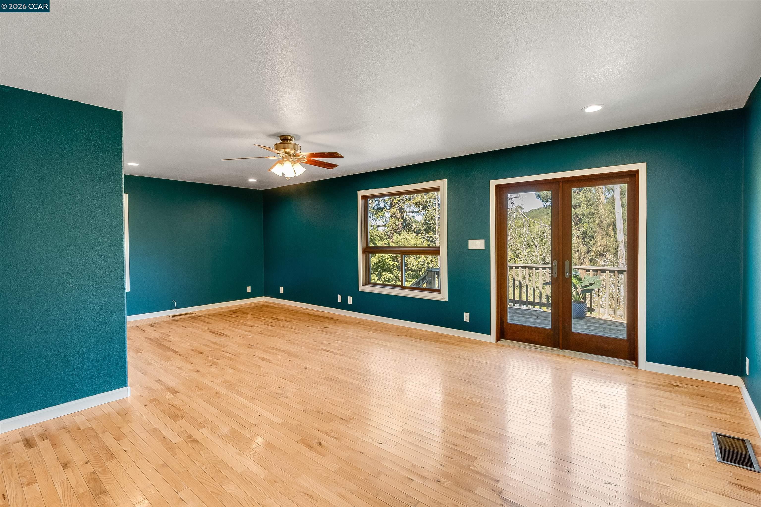 Detail Gallery Image 31 of 54 For 5264 Sunset Dr, El Sobrante,  CA 94803 - 4 Beds | 3 Baths